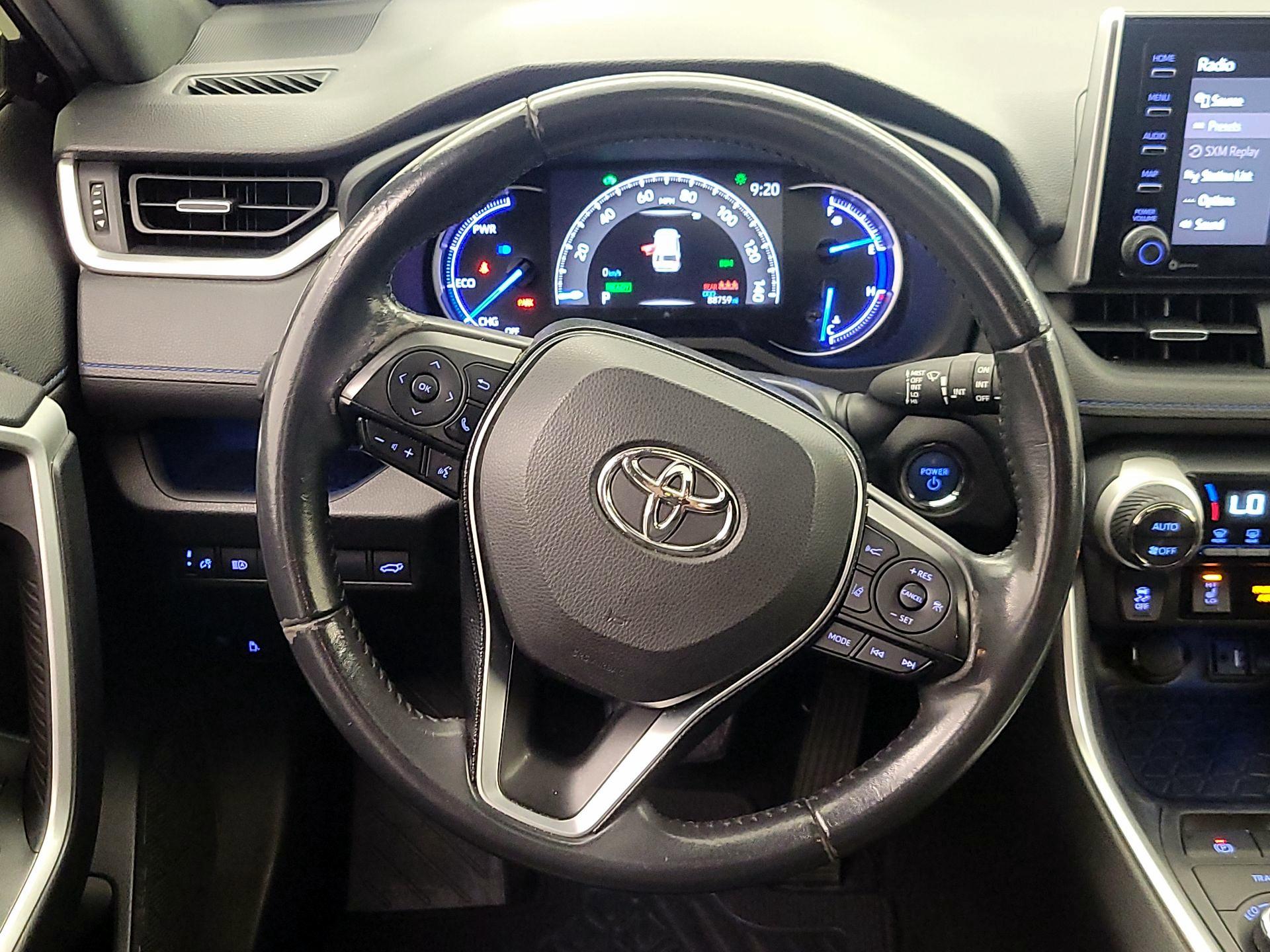 Thumbnail: 2019 Toyota RAV4 - 10