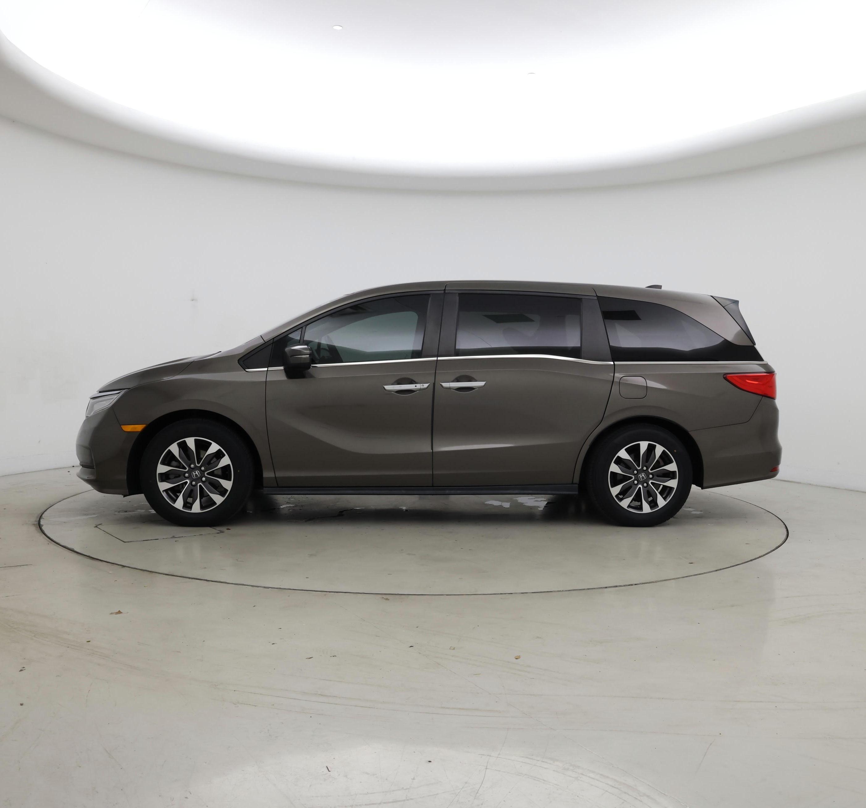 Thumbnail: 2022 Honda Odyssey - 3