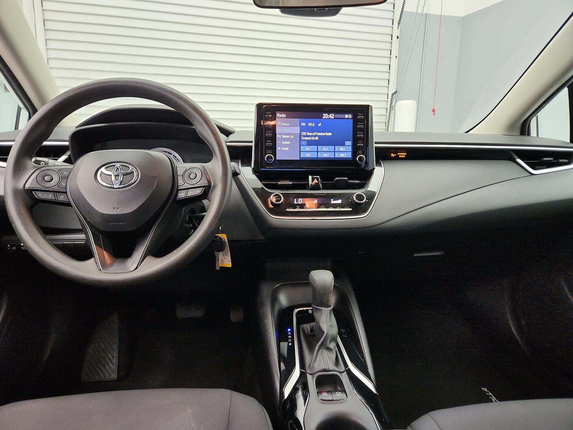 Thumbnail: 2020 Toyota Corolla - 9