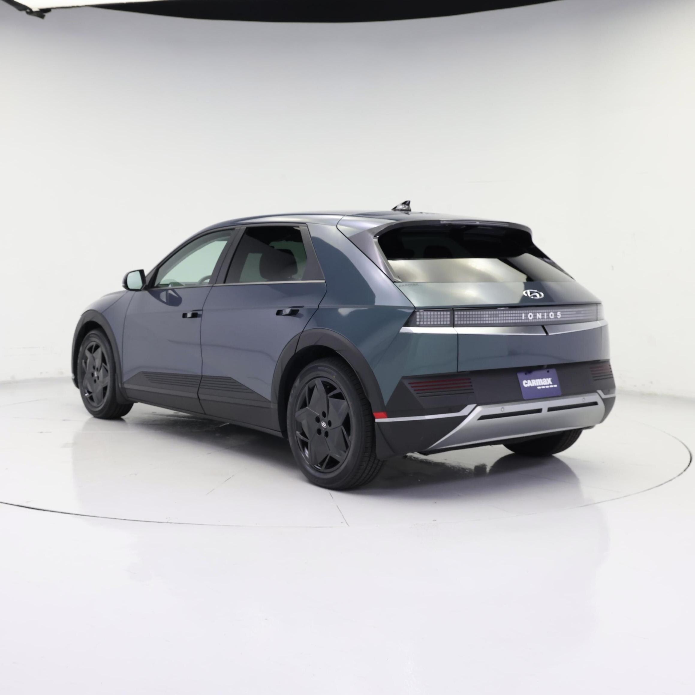Thumbnail: 2022 Hyundai Ioniq 5 - 2