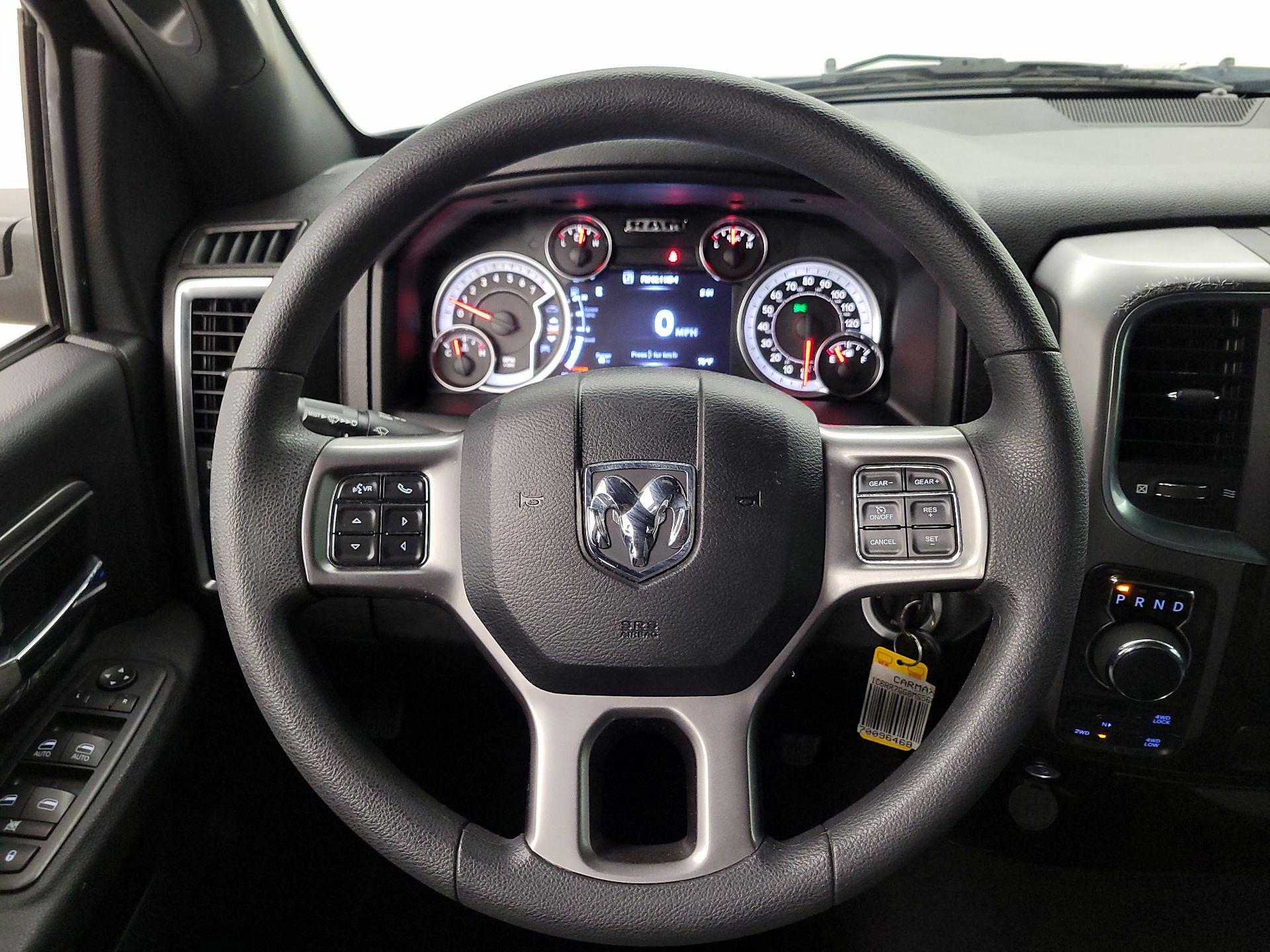 Thumbnail: 2021 RAM 1500 Classic - 10