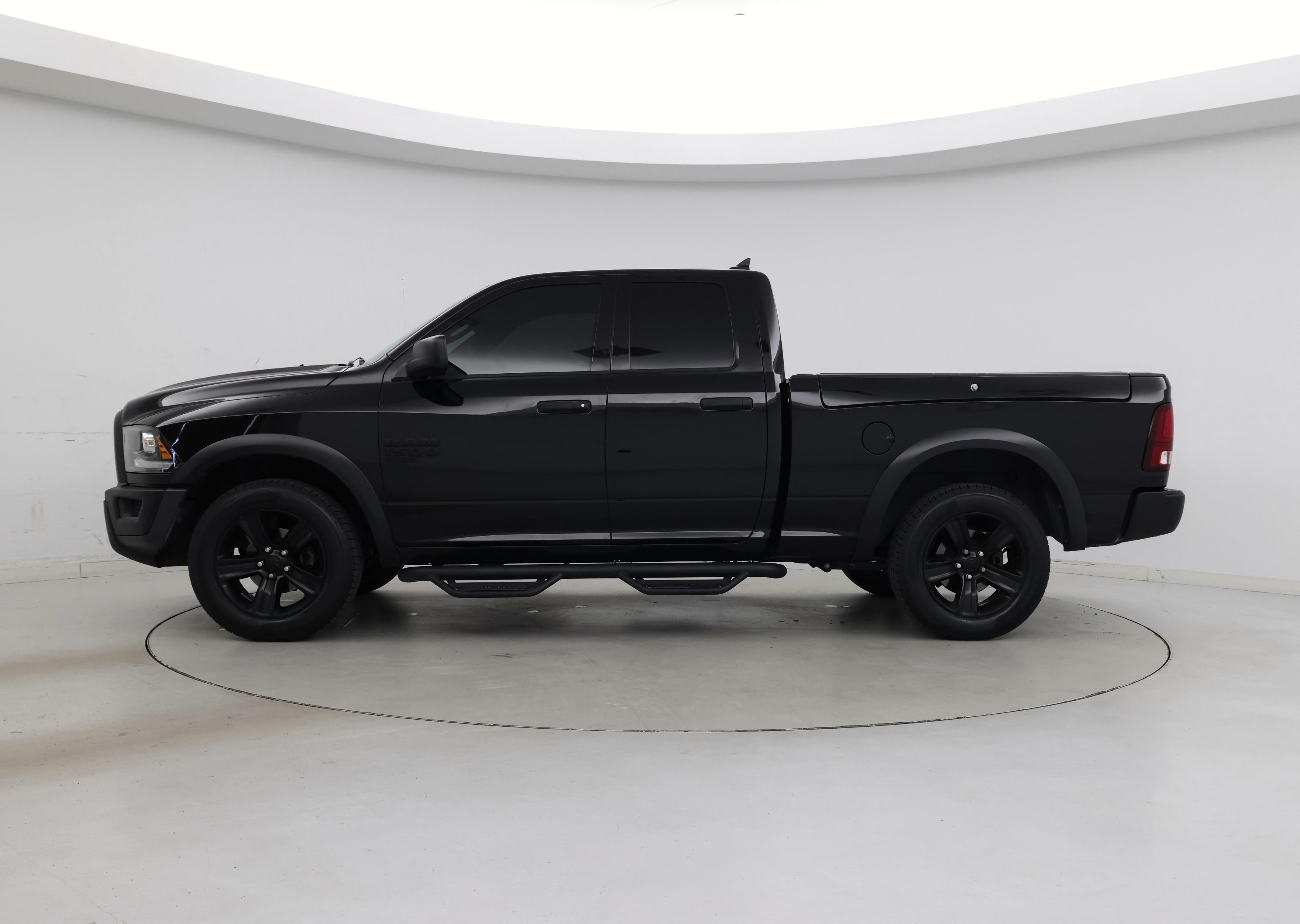Thumbnail: 2021 RAM 1500 Classic - 3