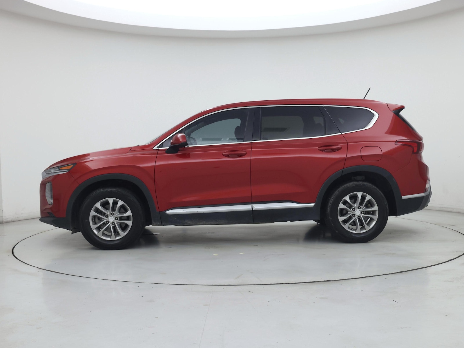 2020 Hyundai Santa Fe SE - Photo 4