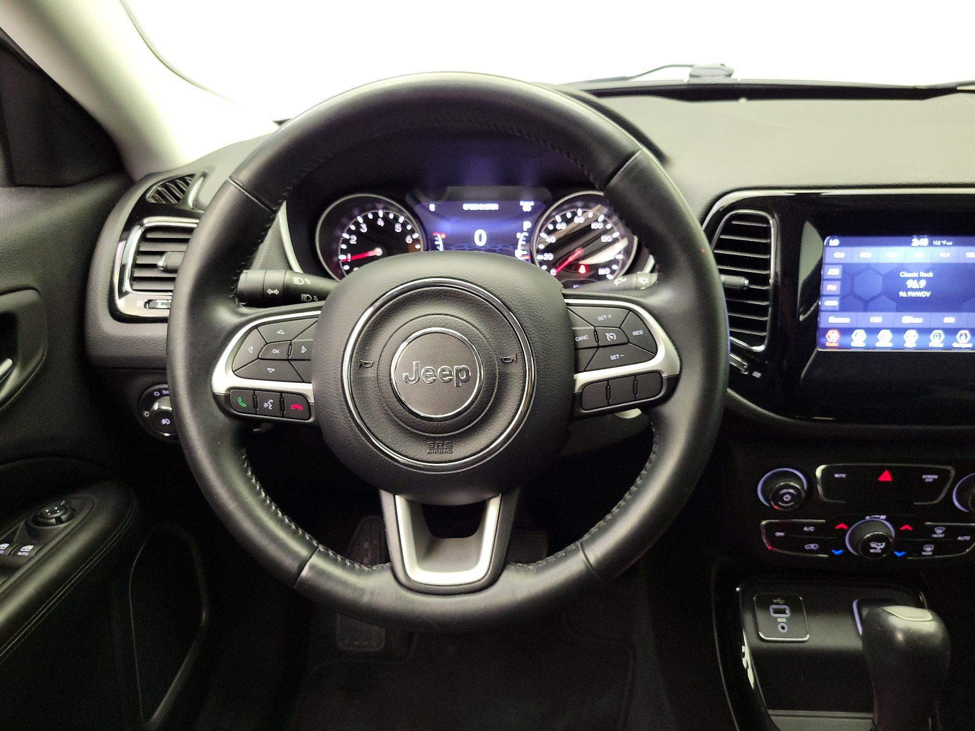 Thumbnail: 2018 Jeep Compass - 10