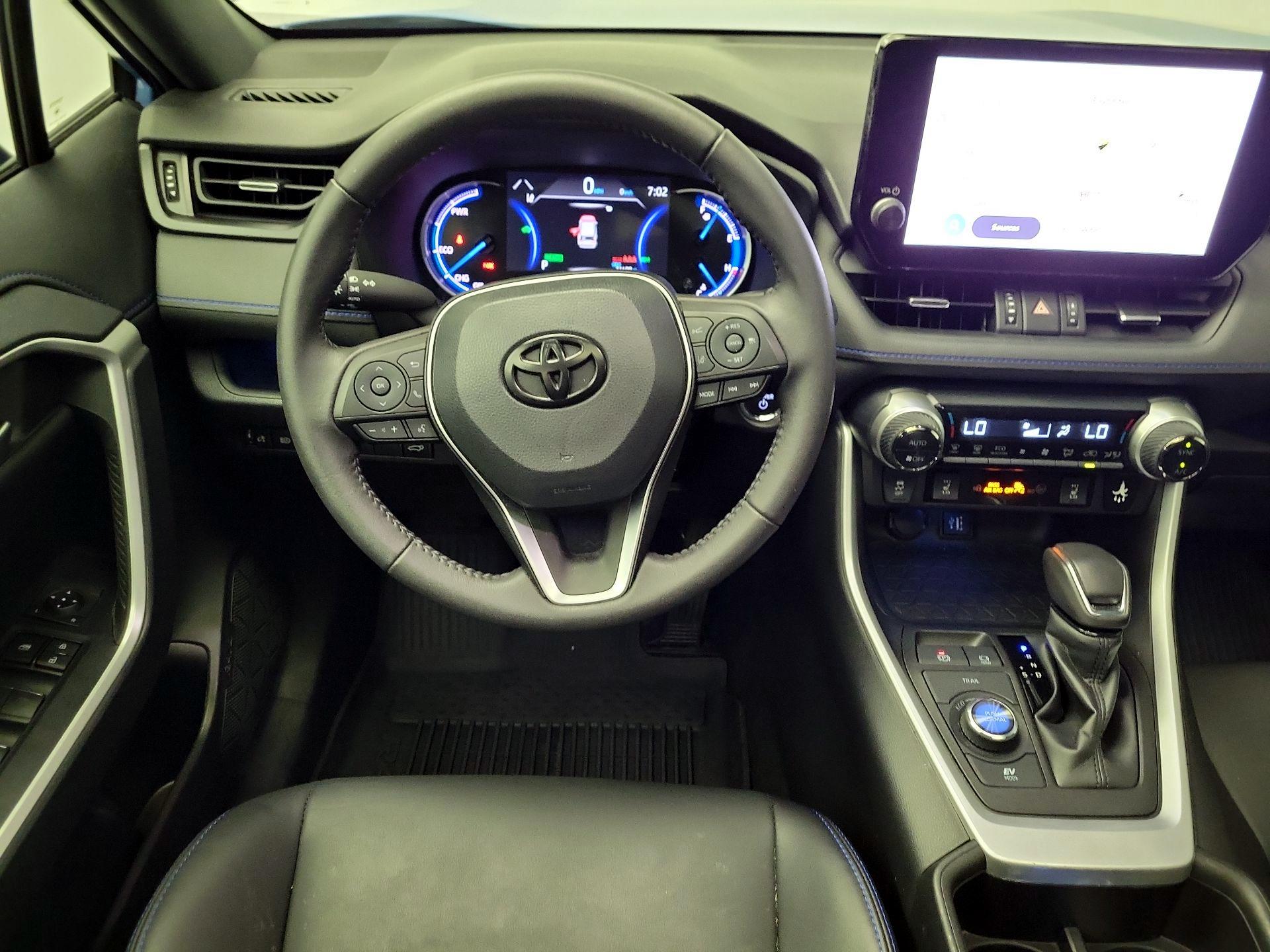 Thumbnail: 2023 Toyota RAV4 - 10