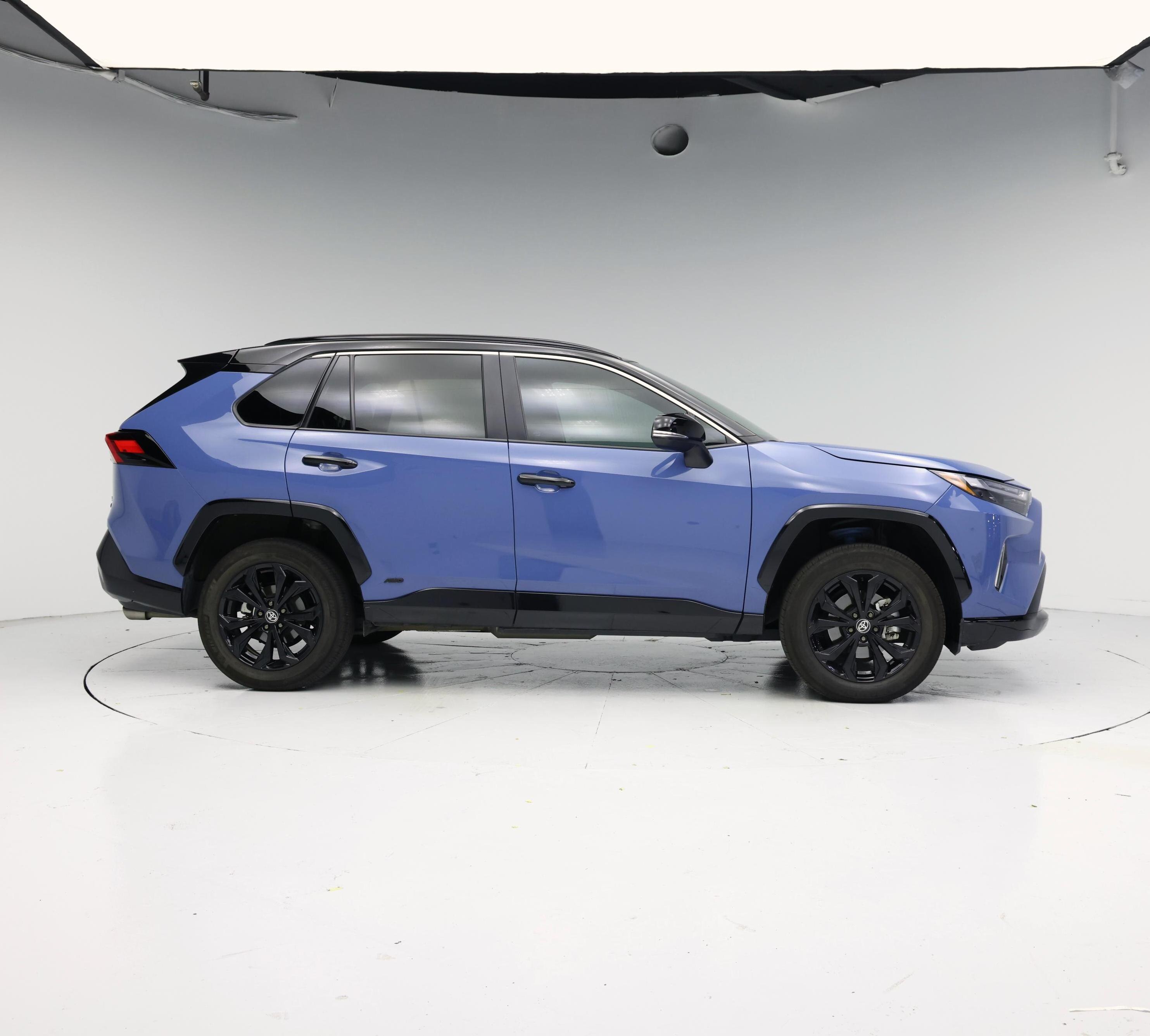 Thumbnail: 2023 Toyota RAV4 - 7