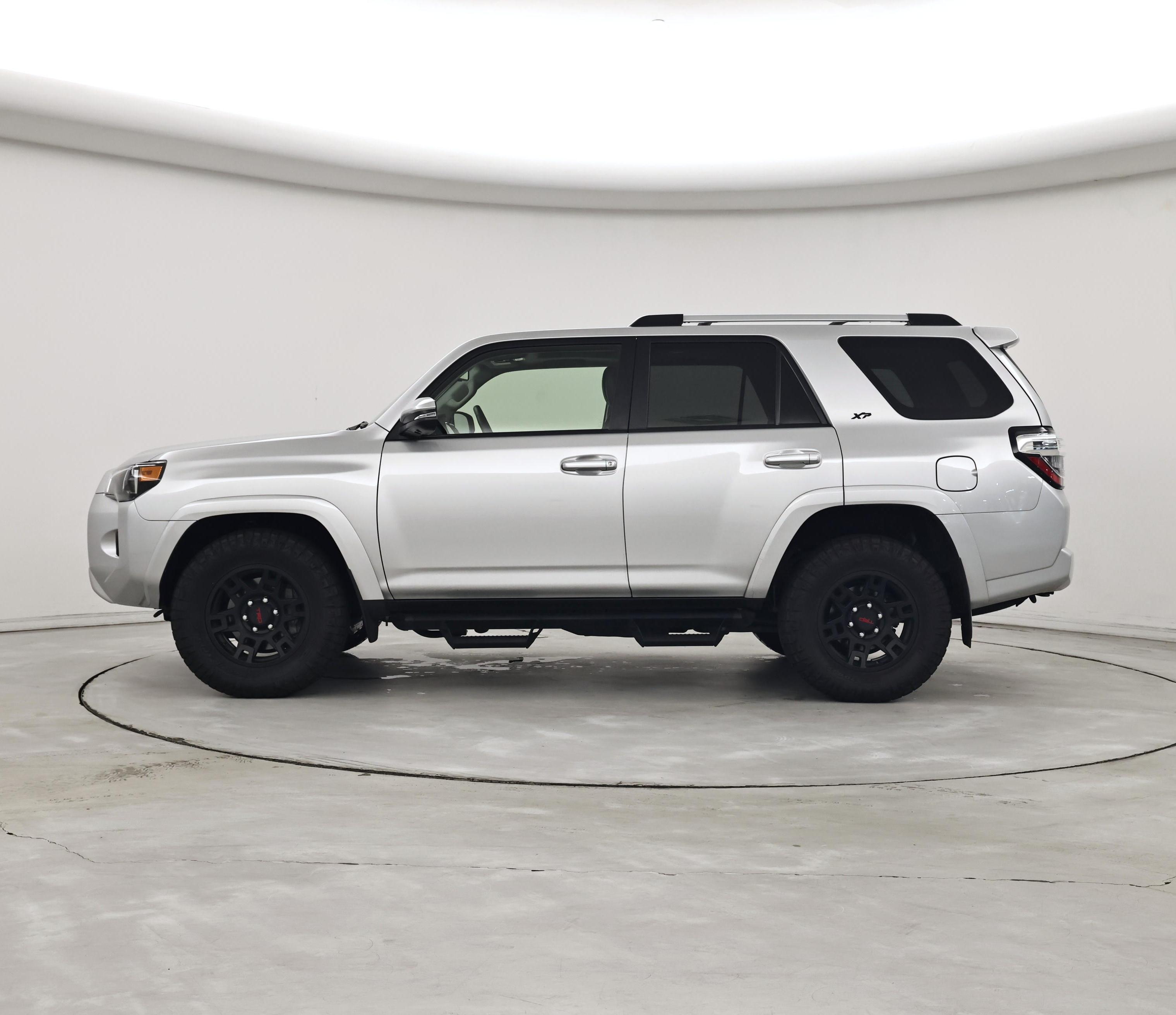 Thumbnail: 2022 Toyota 4Runner - 3