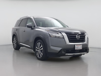 2022 Nissan Pathfinder Platinum
