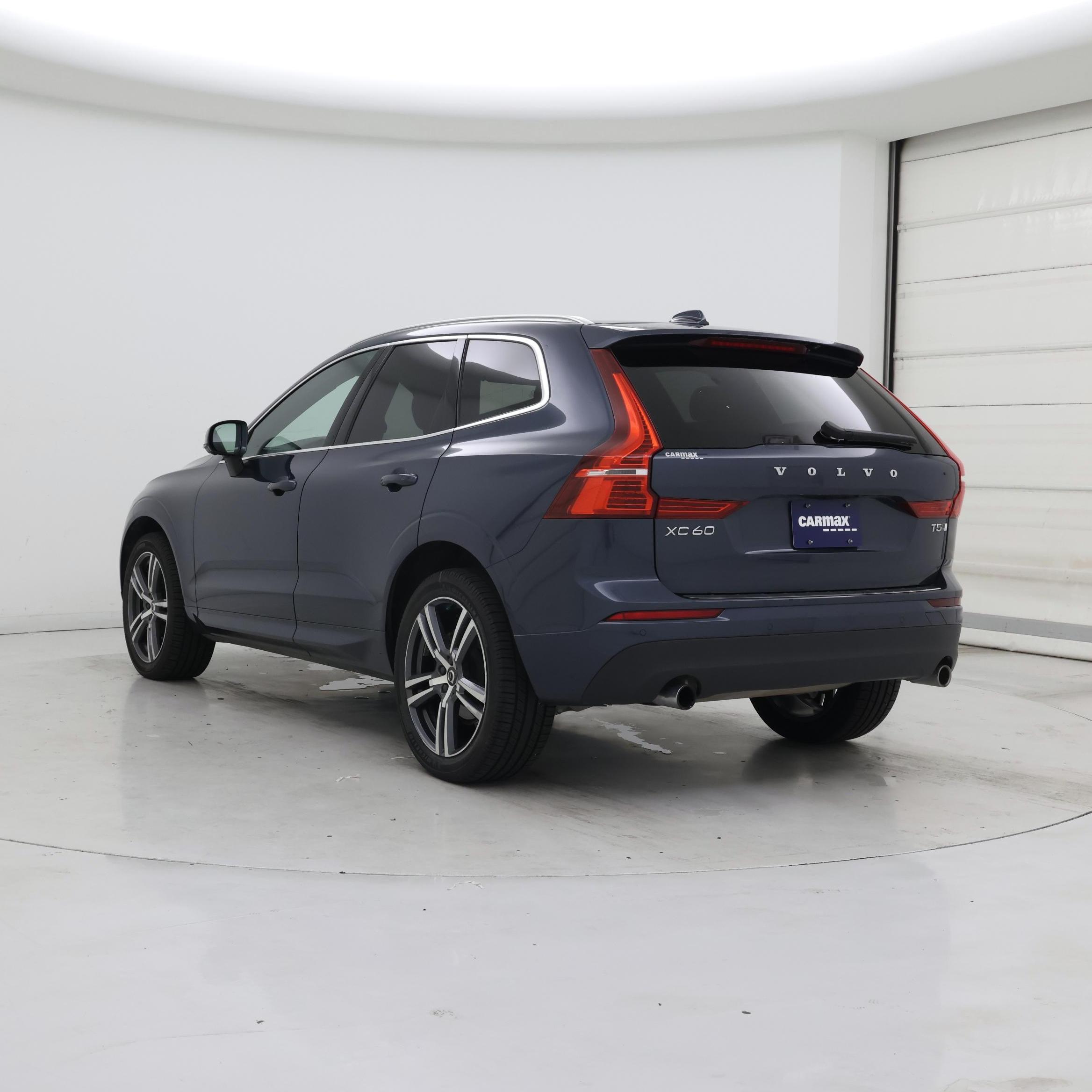 Thumbnail: 2021 Volvo XC60 - 2