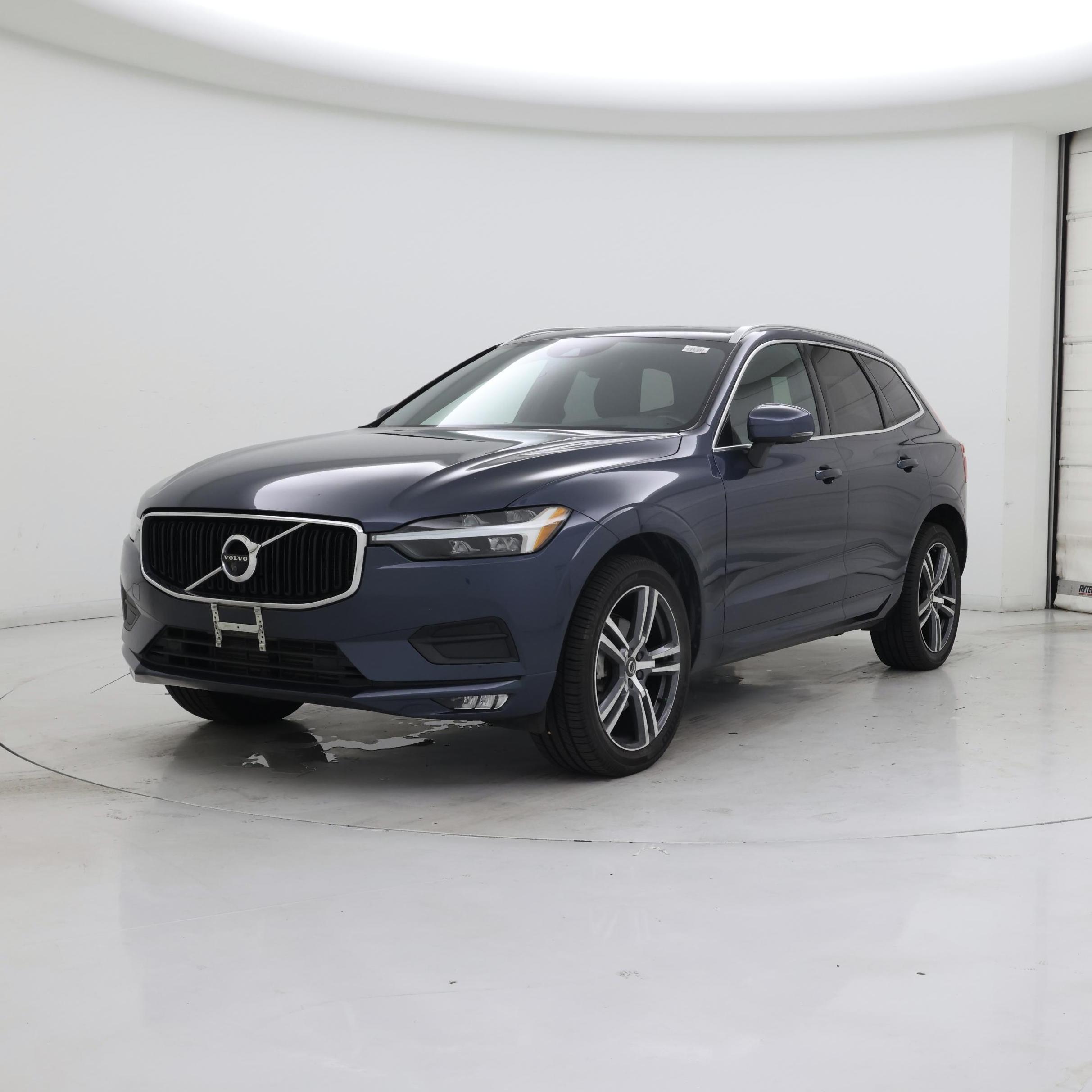 Thumbnail: 2021 Volvo XC60 - 4