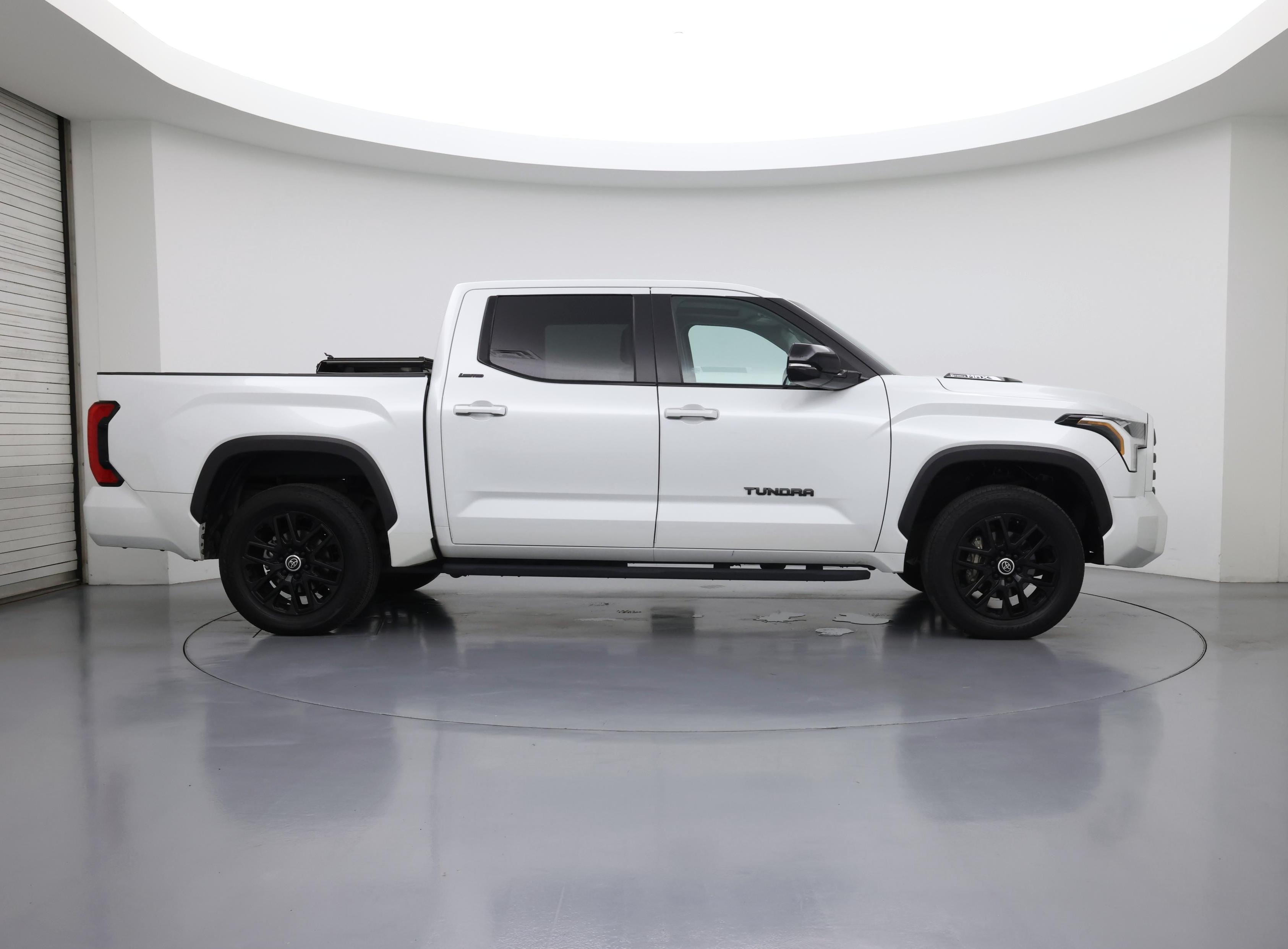 Thumbnail: 2024 Toyota Tundra - 7