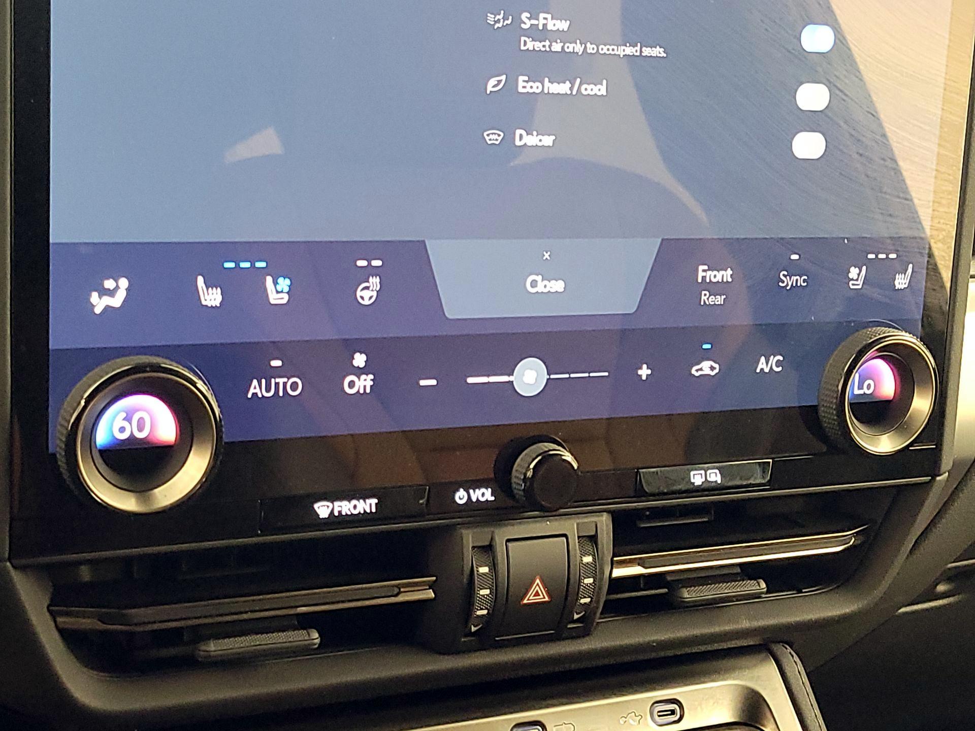Thumbnail: 2025 Lexus GX - 17
