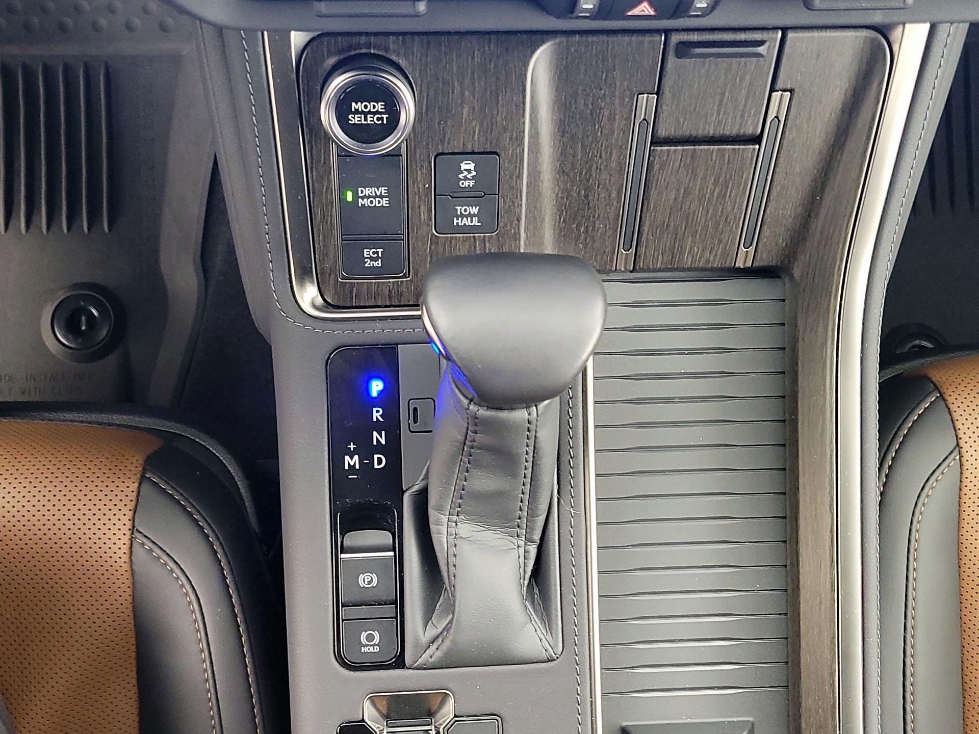 Thumbnail: 2025 Lexus GX - 18
