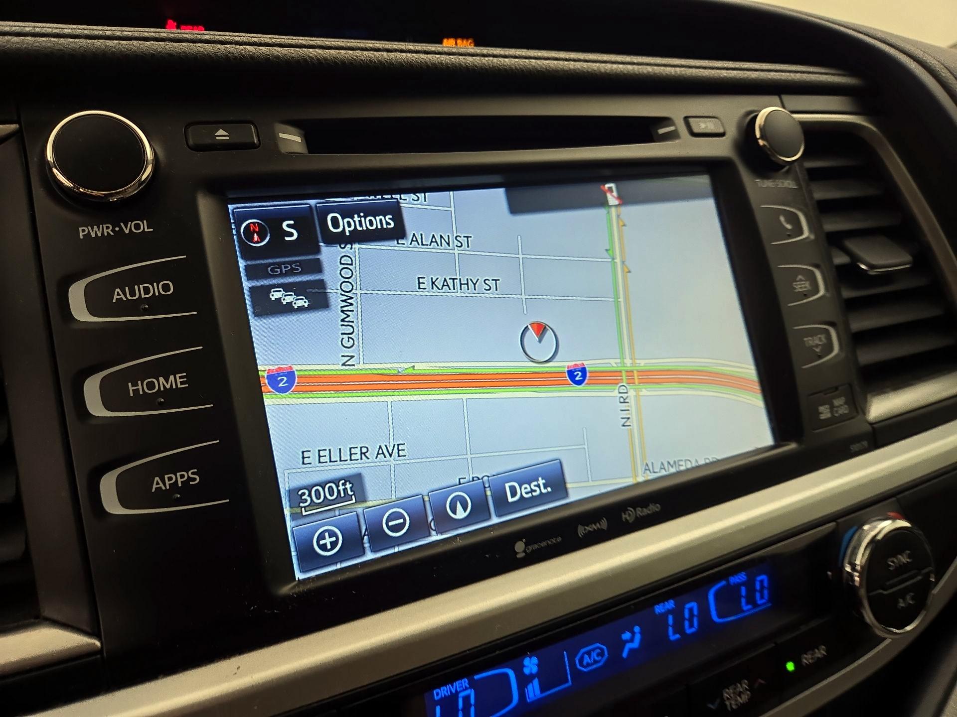 Thumbnail: 2018 Toyota Highlander - 14