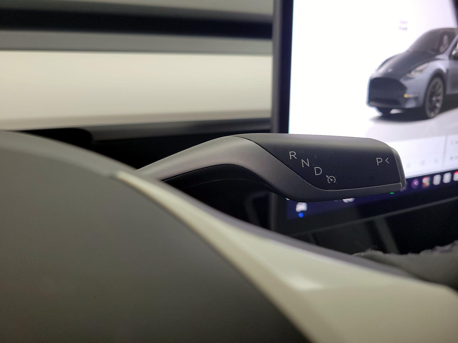Thumbnail: 2023 Tesla Model Y - 17