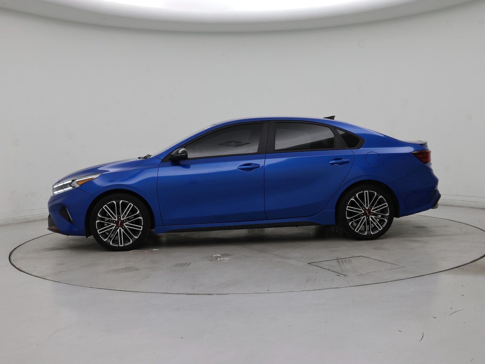2024 Kia Forte GT - Photo 4