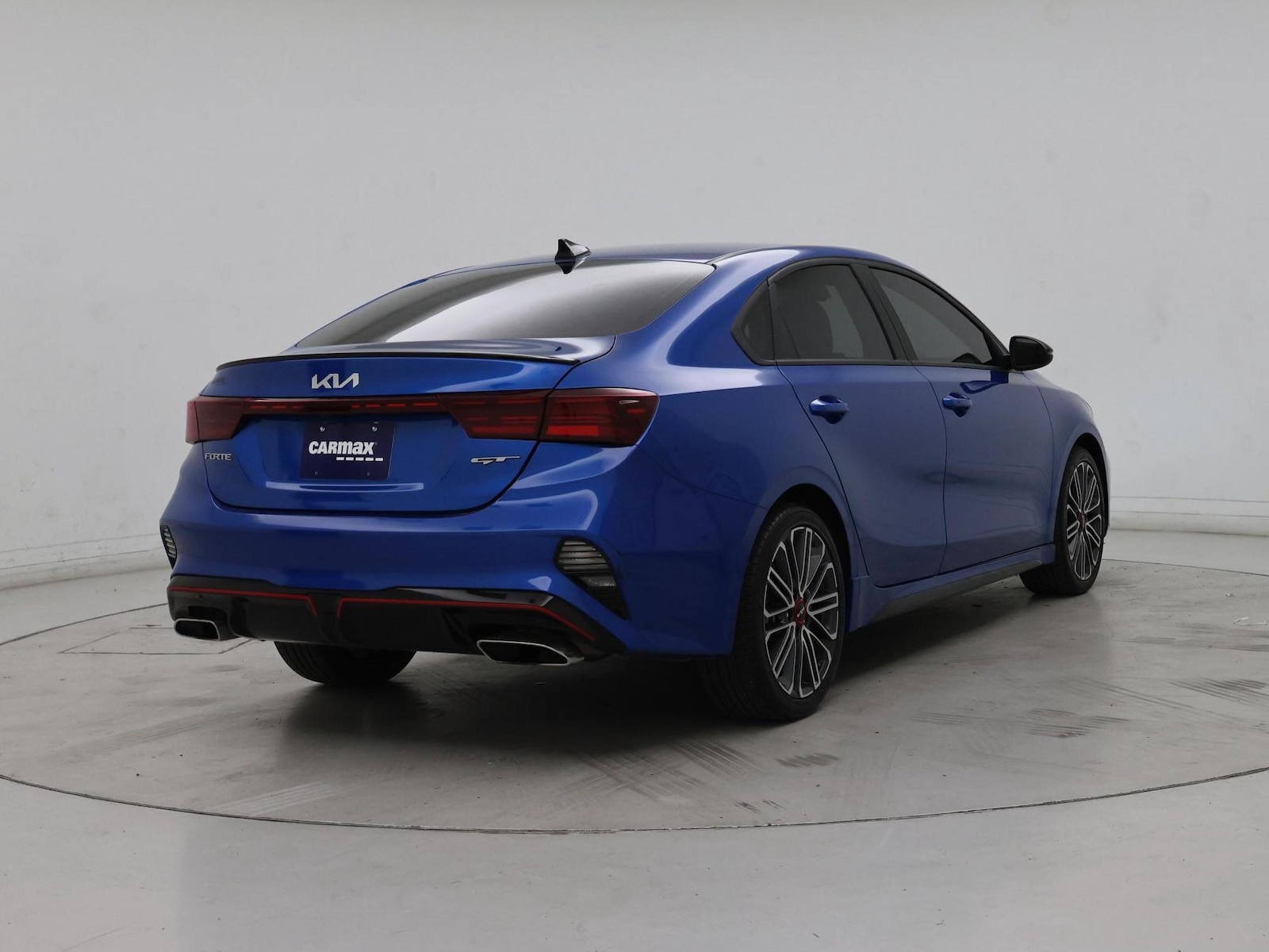 2024 Kia Forte GT - Photo 9