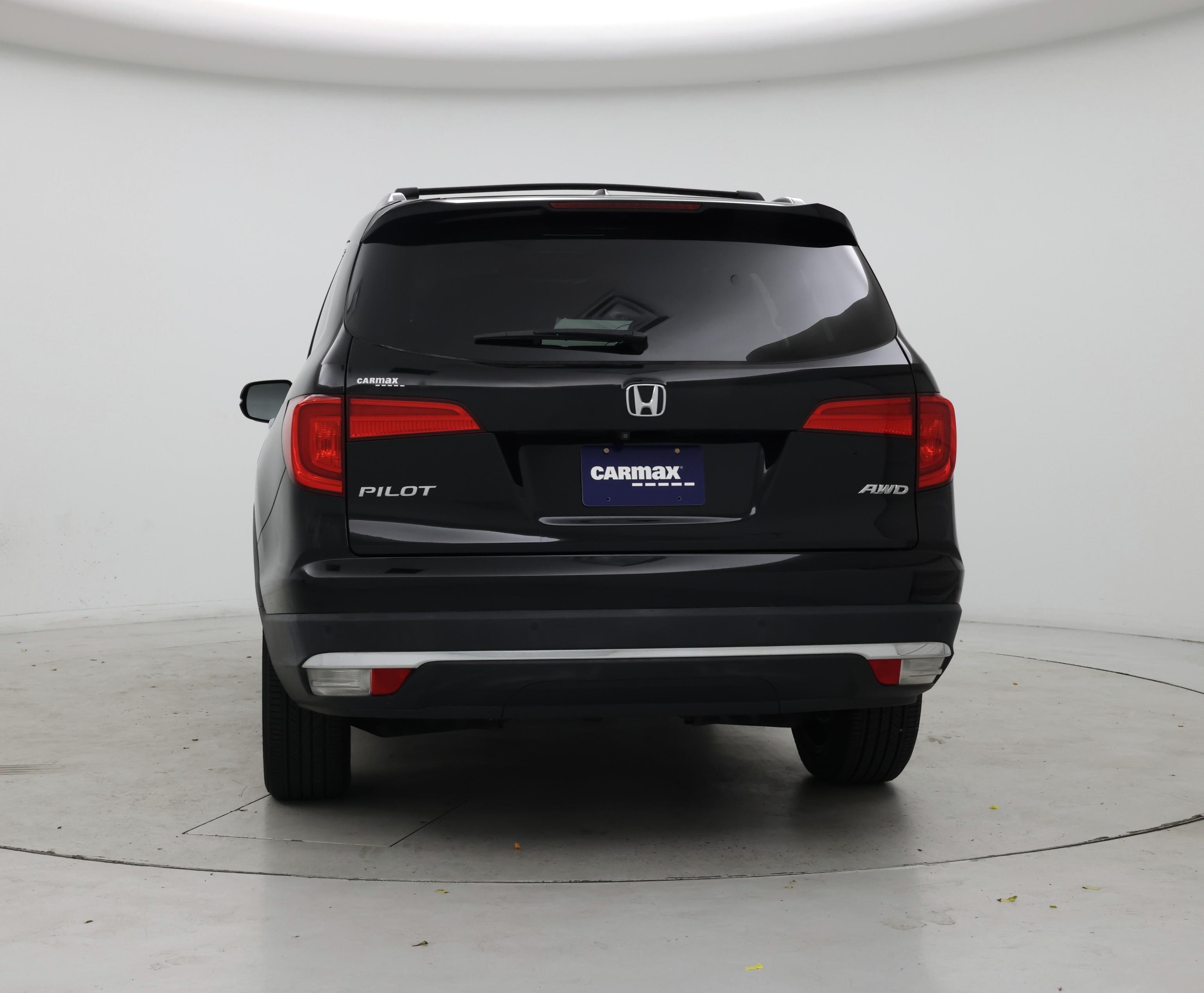 Thumbnail: 2017 Honda Pilot - 6