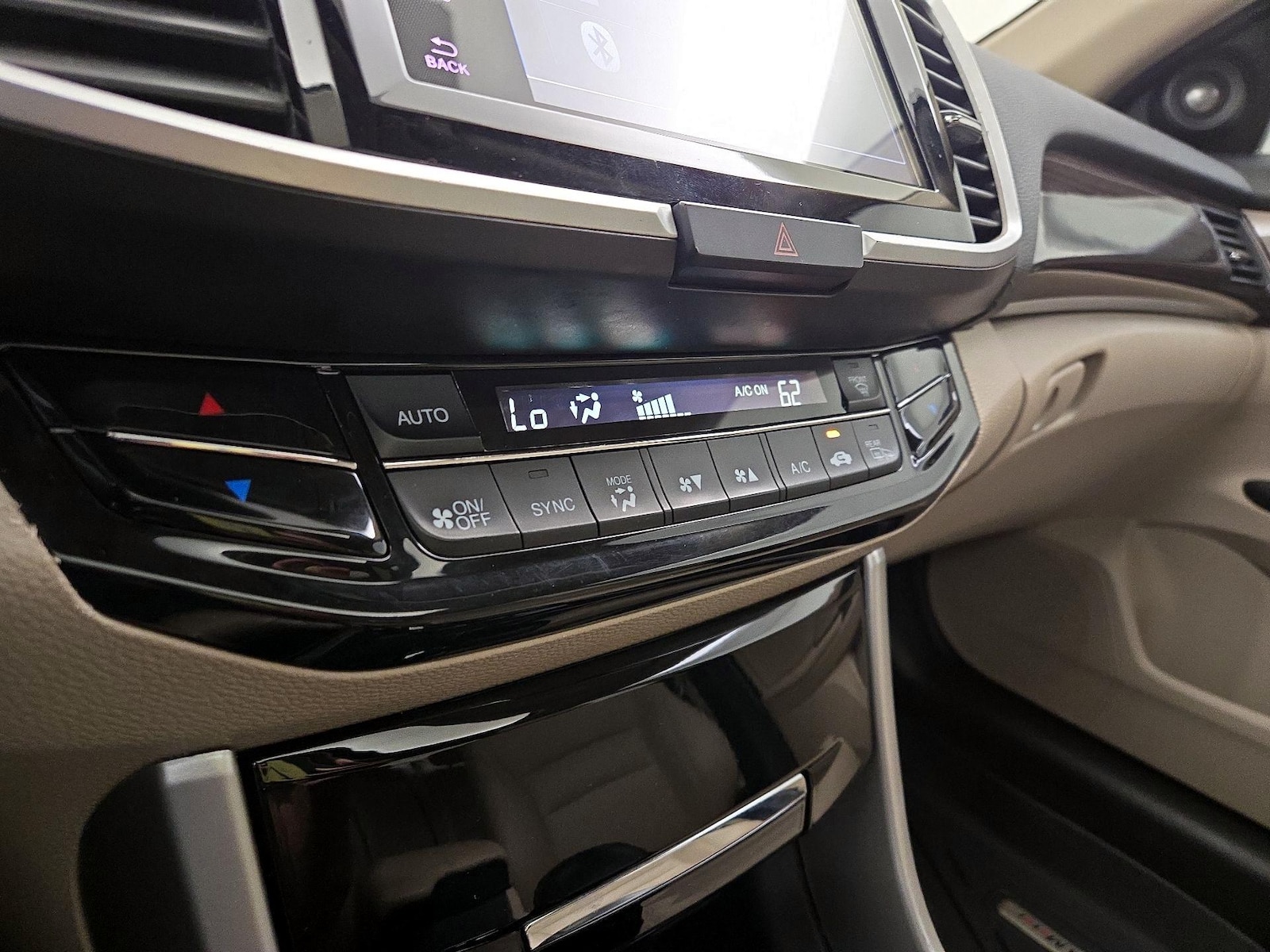 2017 Honda Accord EX-L, photo 17