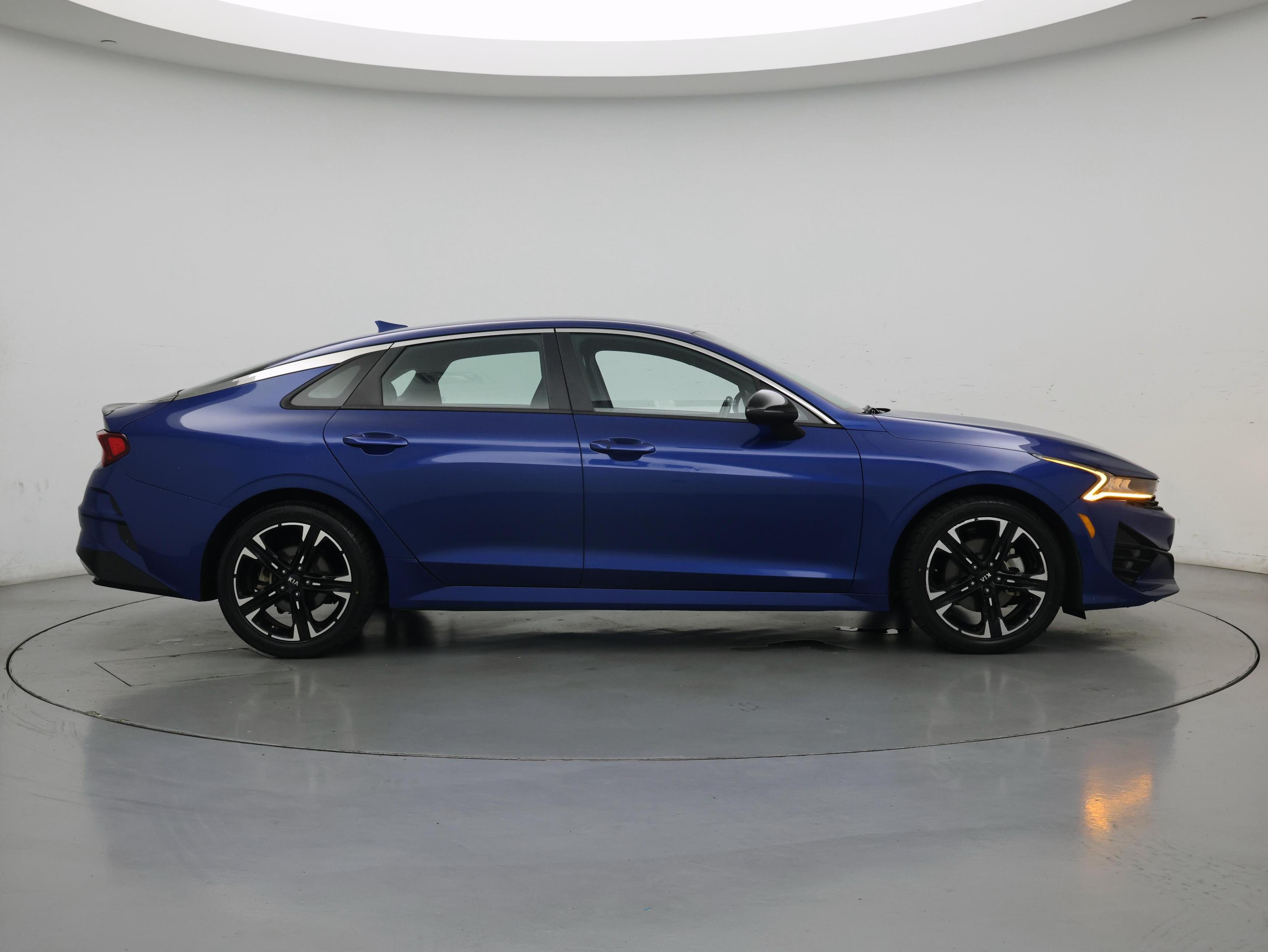 Thumbnail: 2021 Kia K5 - 7