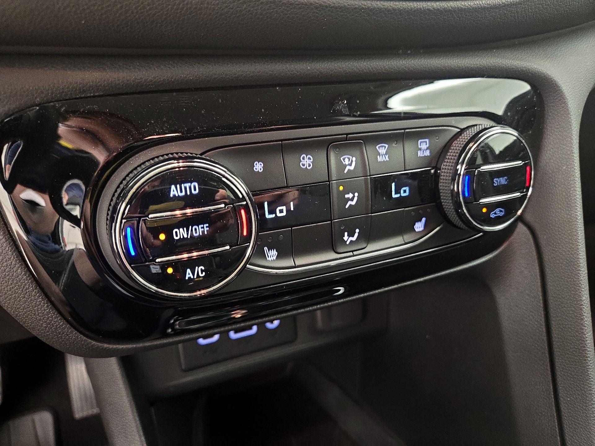 Thumbnail: 2023 Buick Encore GX - 16