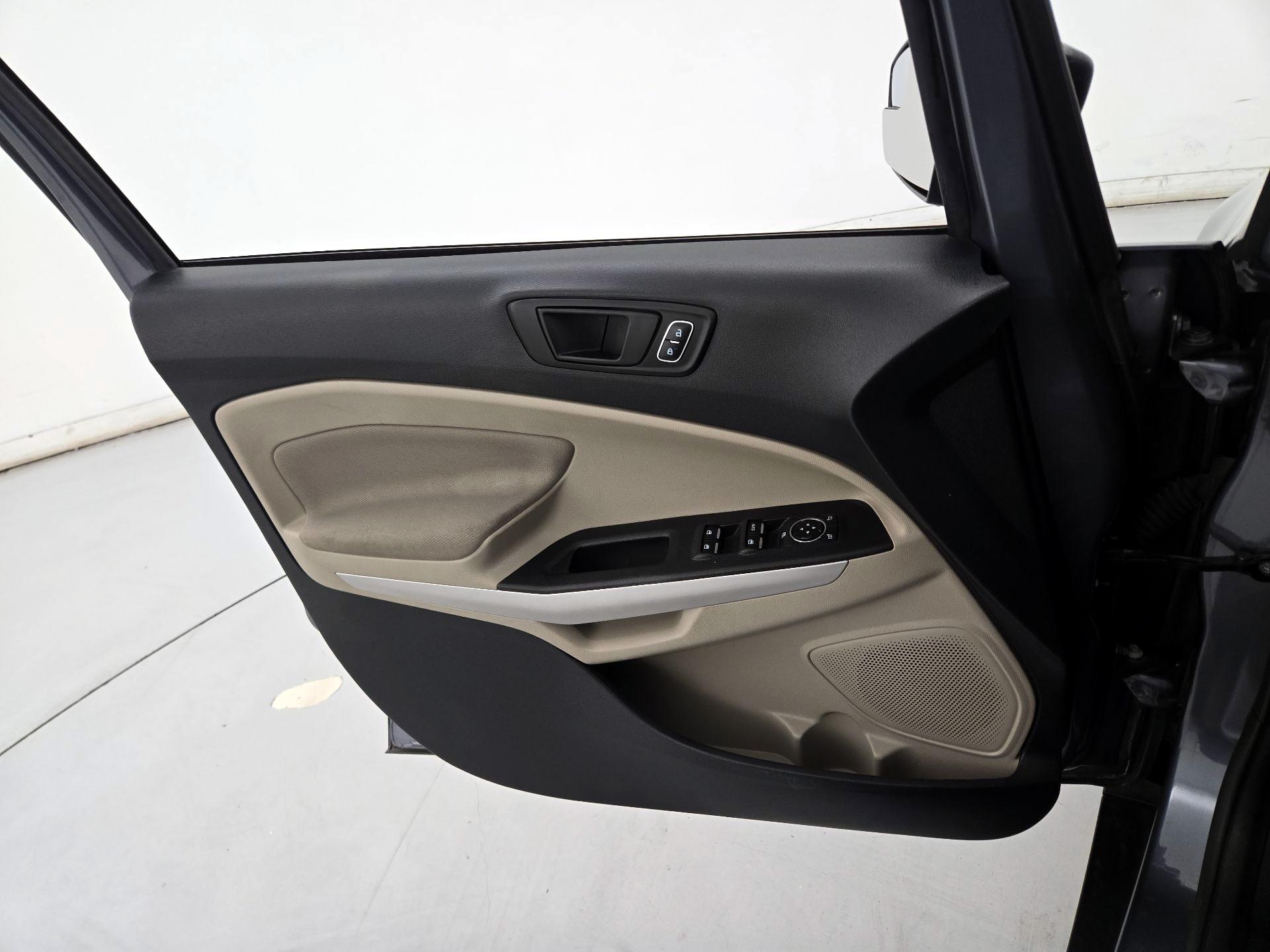 Thumbnail: 2021 Ford EcoSport - 12