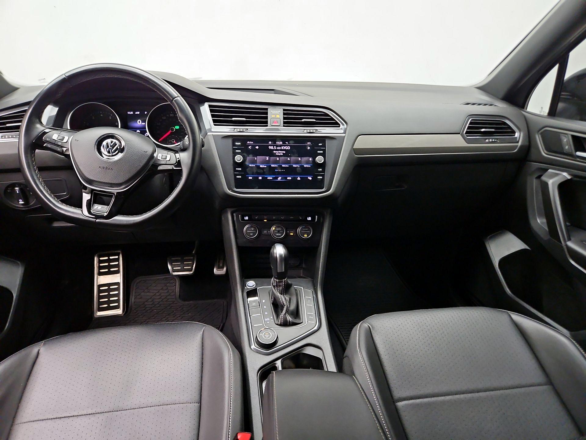 Thumbnail: 2021 Volkswagen Tiguan - 9