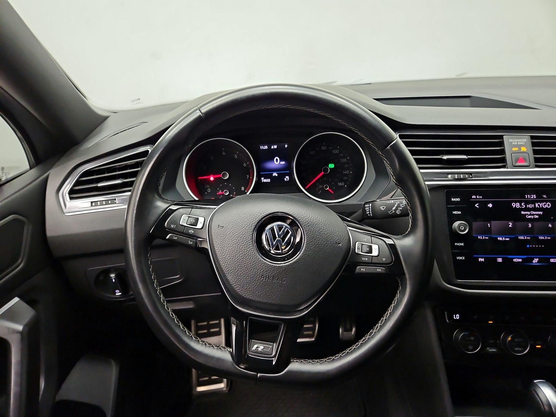 Thumbnail: 2021 Volkswagen Tiguan - 10