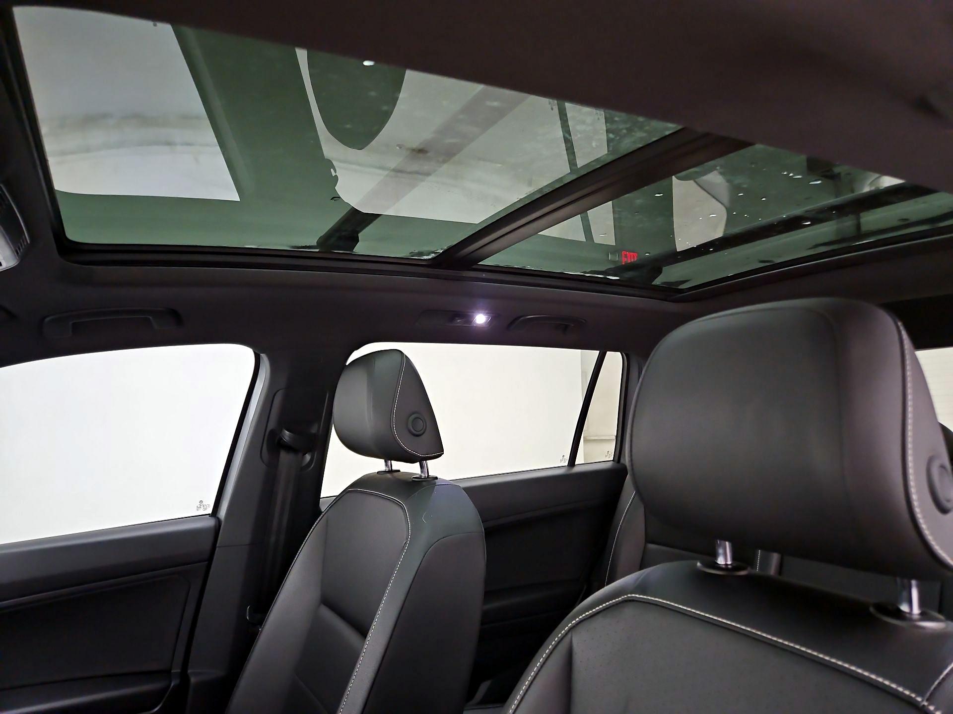 Thumbnail: 2021 Volkswagen Tiguan - 19