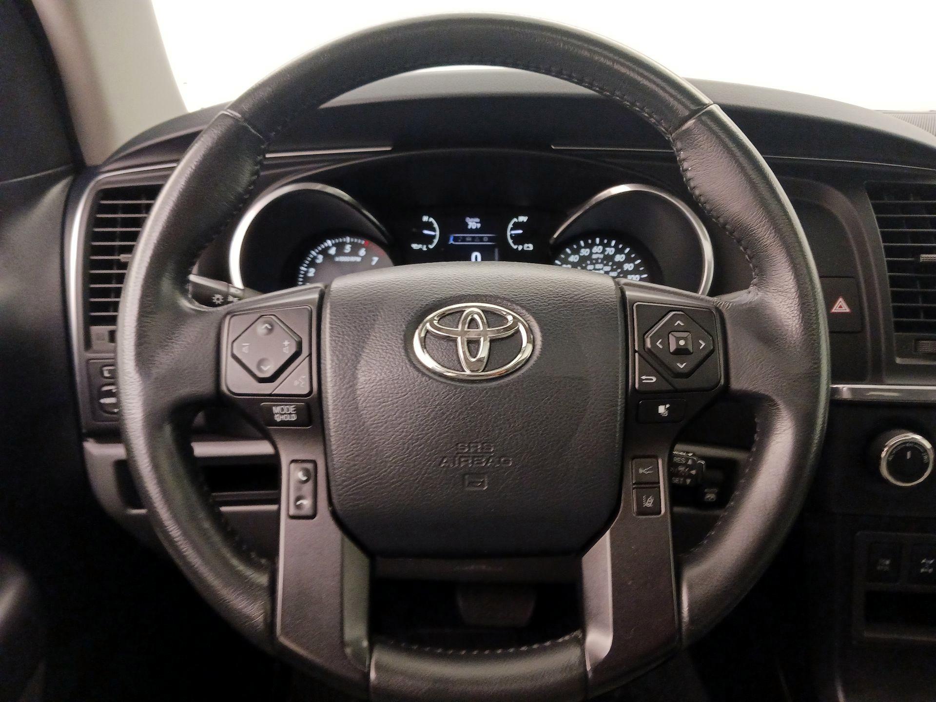 Thumbnail: 2020 Toyota Sequoia - 10