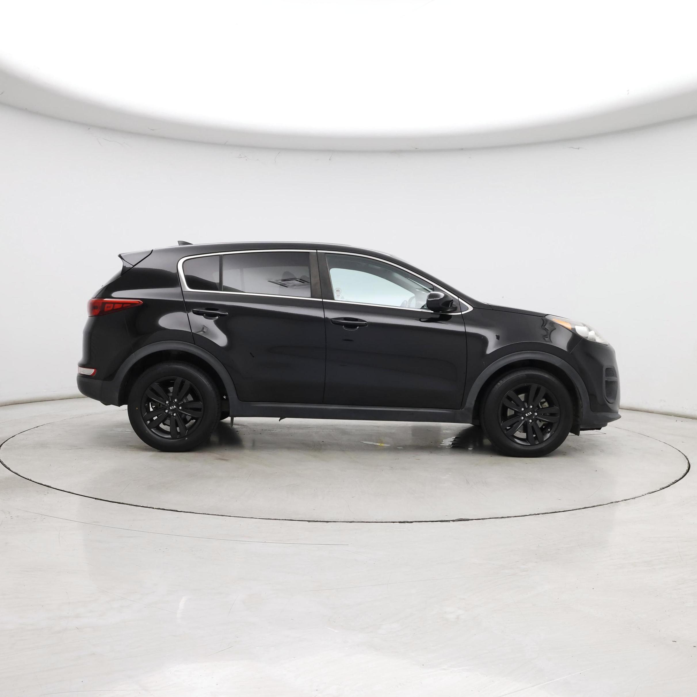 Thumbnail: 2017 Kia Sportage - 7