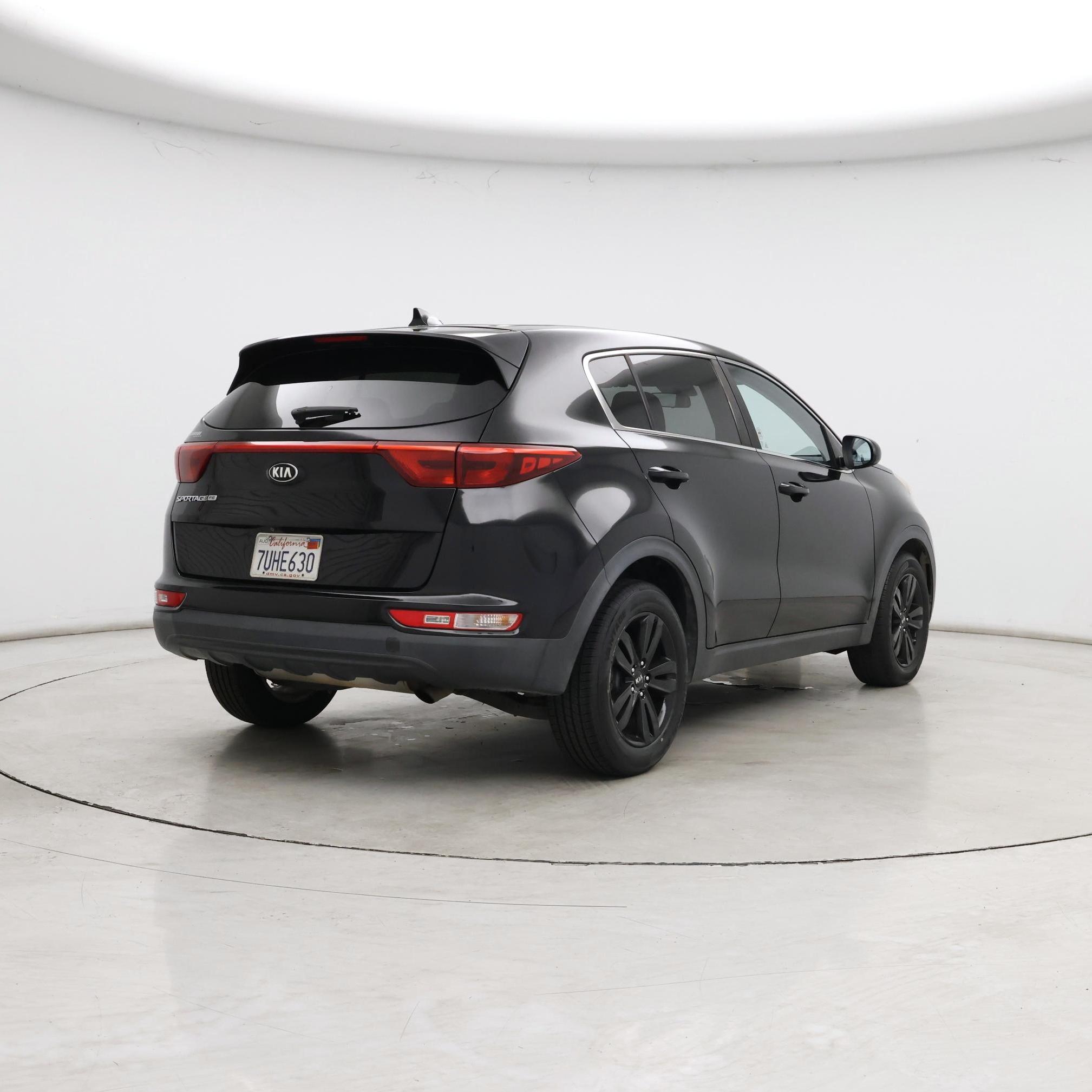 Thumbnail: 2017 Kia Sportage - 8