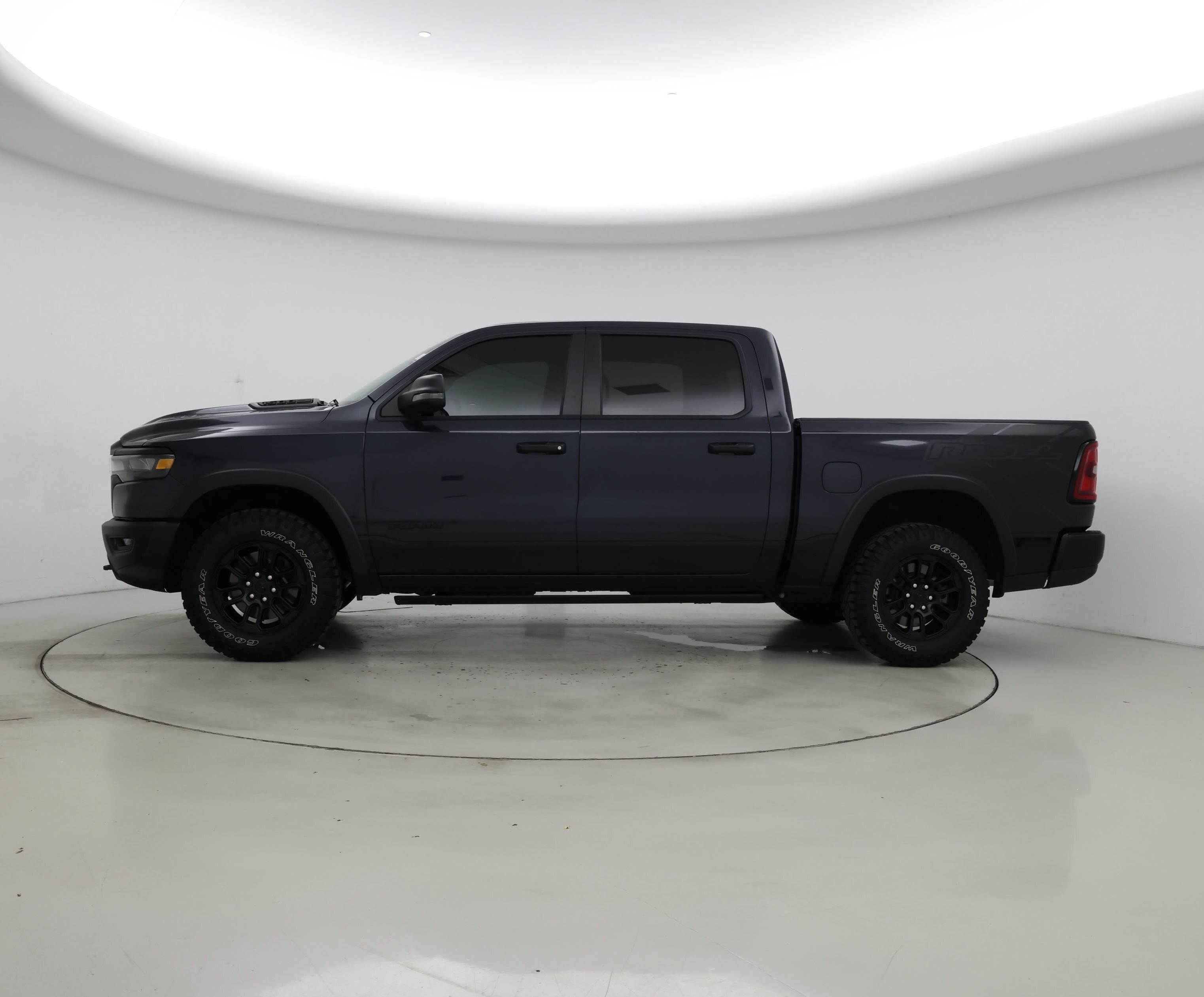 Thumbnail: 2025 RAM 1500 - 3