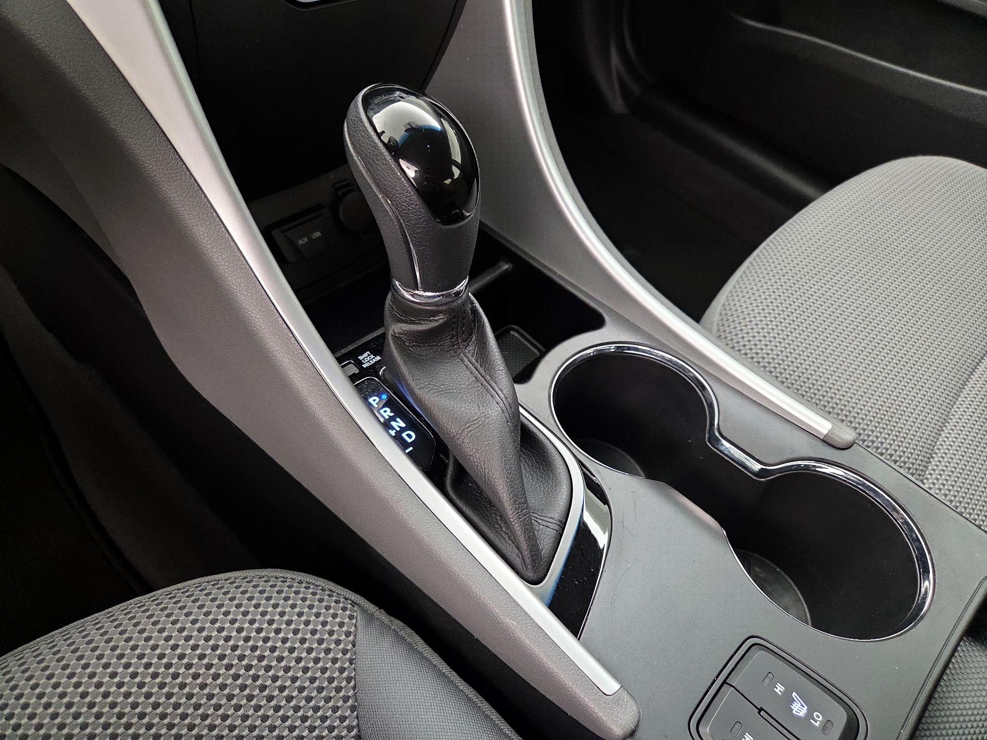 Thumbnail: 2014 Hyundai Sonata - 17