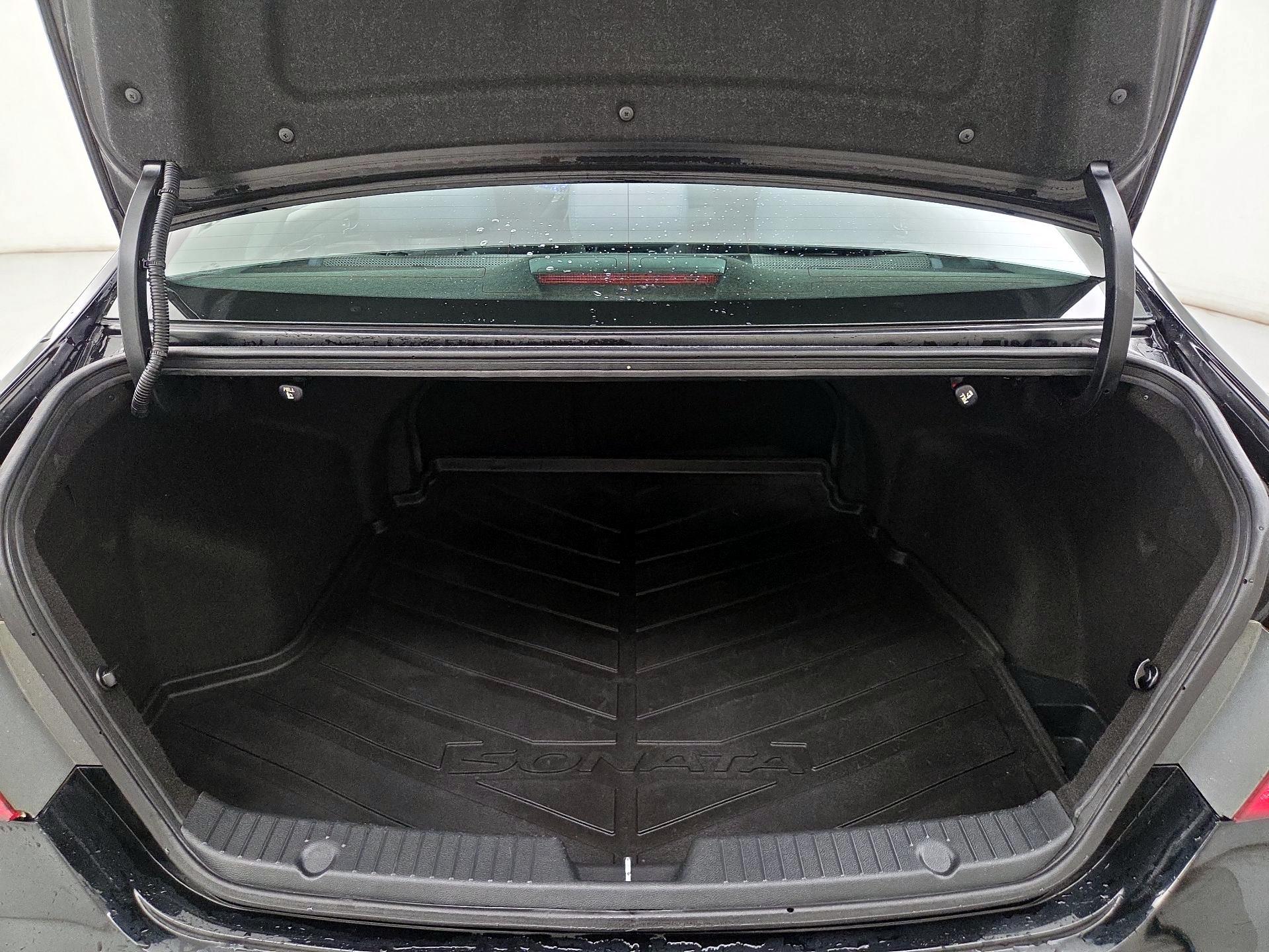 Thumbnail: 2014 Hyundai Sonata - 20