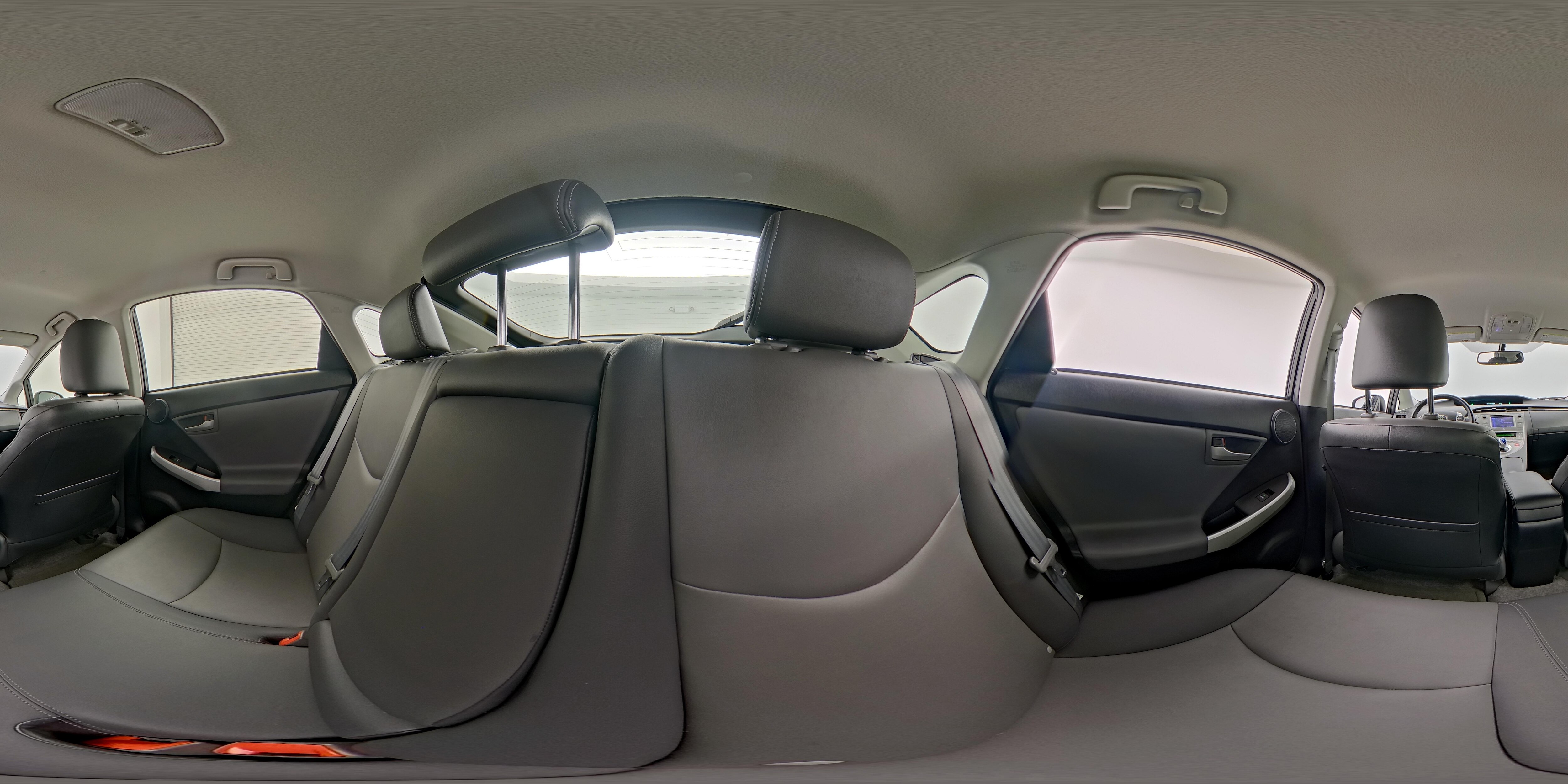 2014 Toyota Prius Four - Photo 25