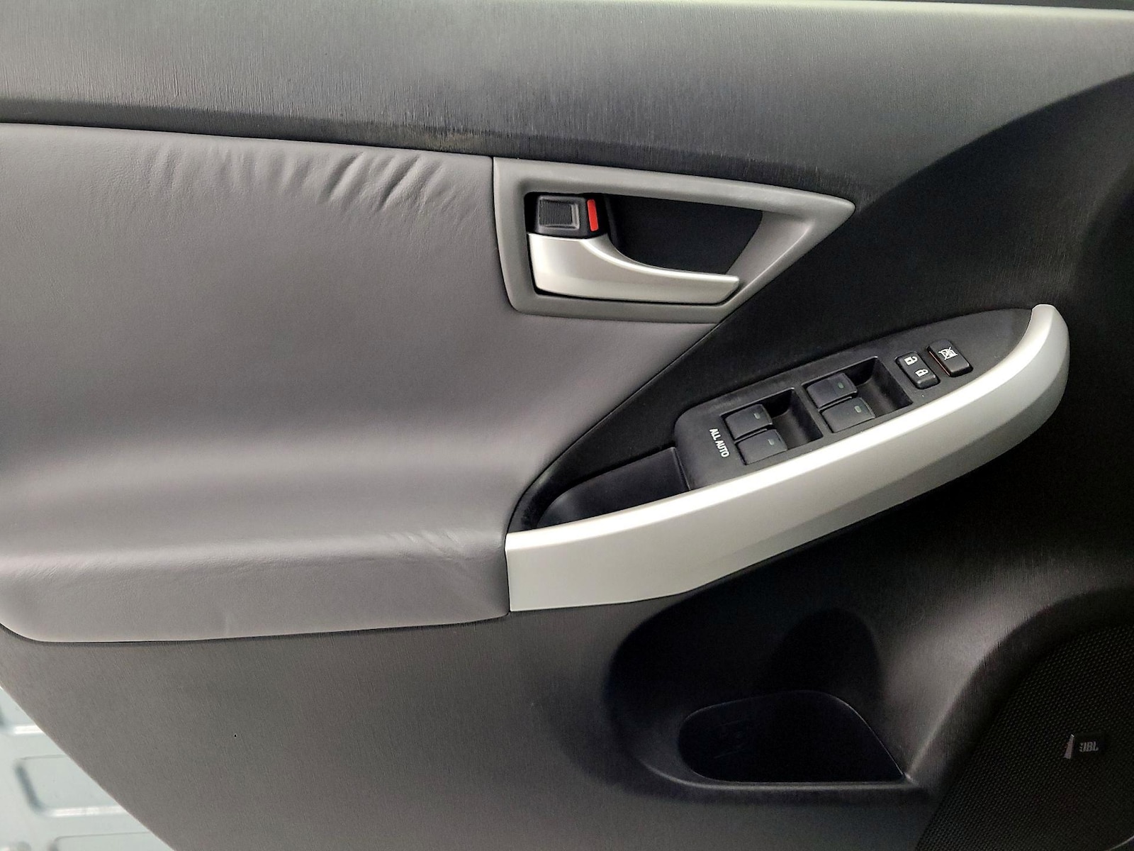 2014 Toyota Prius Four - Photo 13
