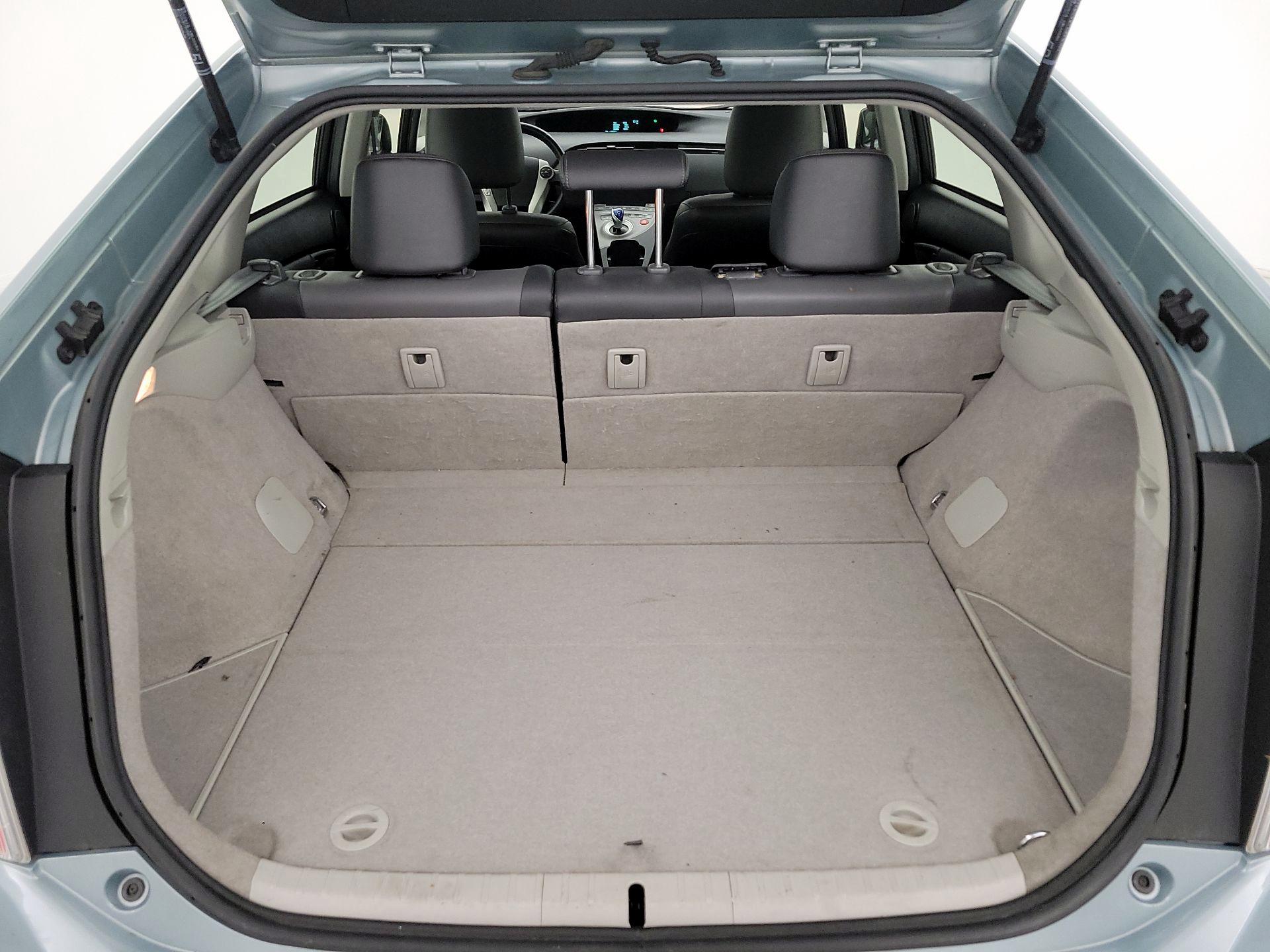 Thumbnail: 2014 Toyota Prius - 19
