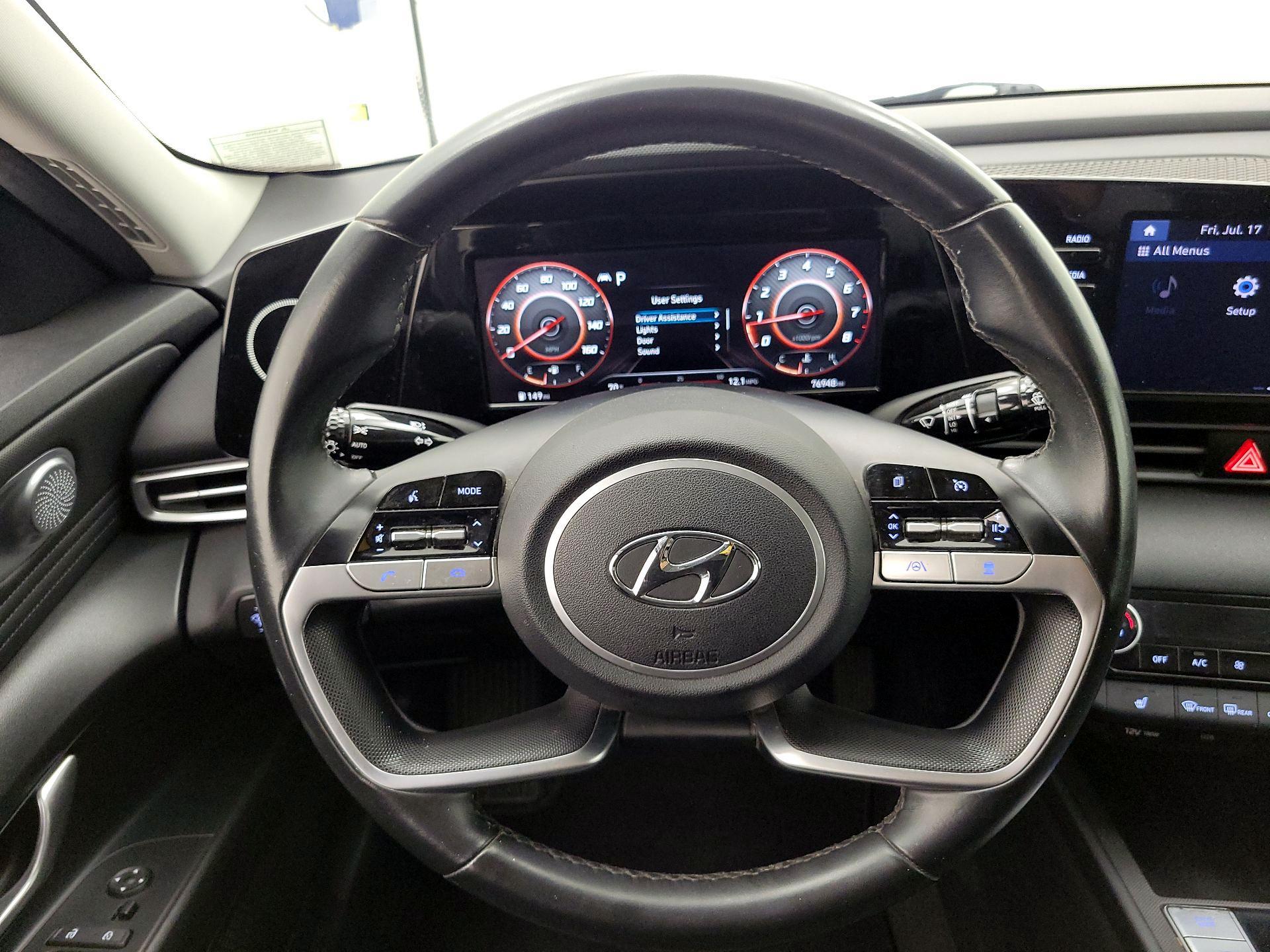 Thumbnail: 2021 Hyundai Elantra - 10