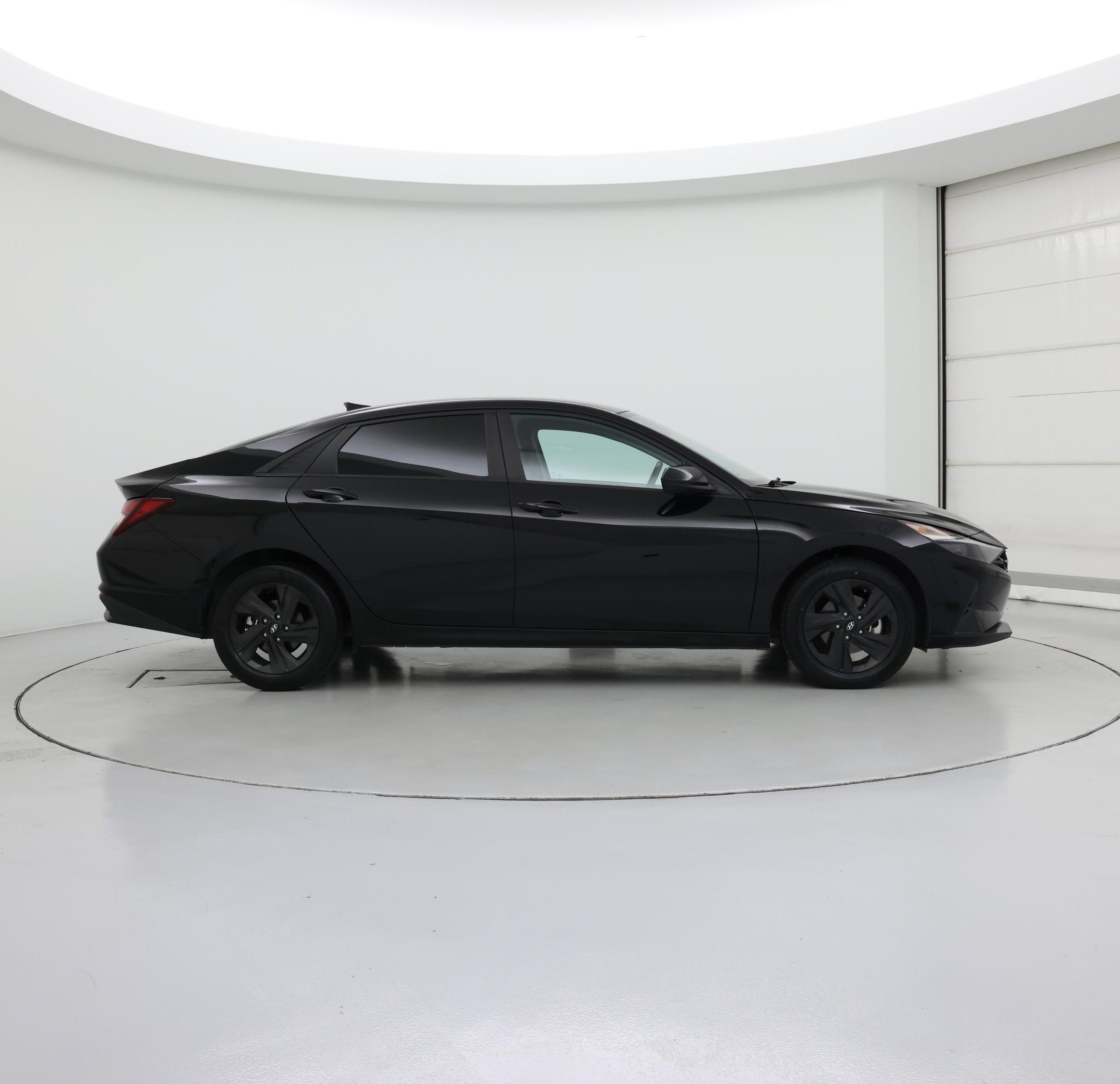 Thumbnail: 2021 Hyundai Elantra - 7