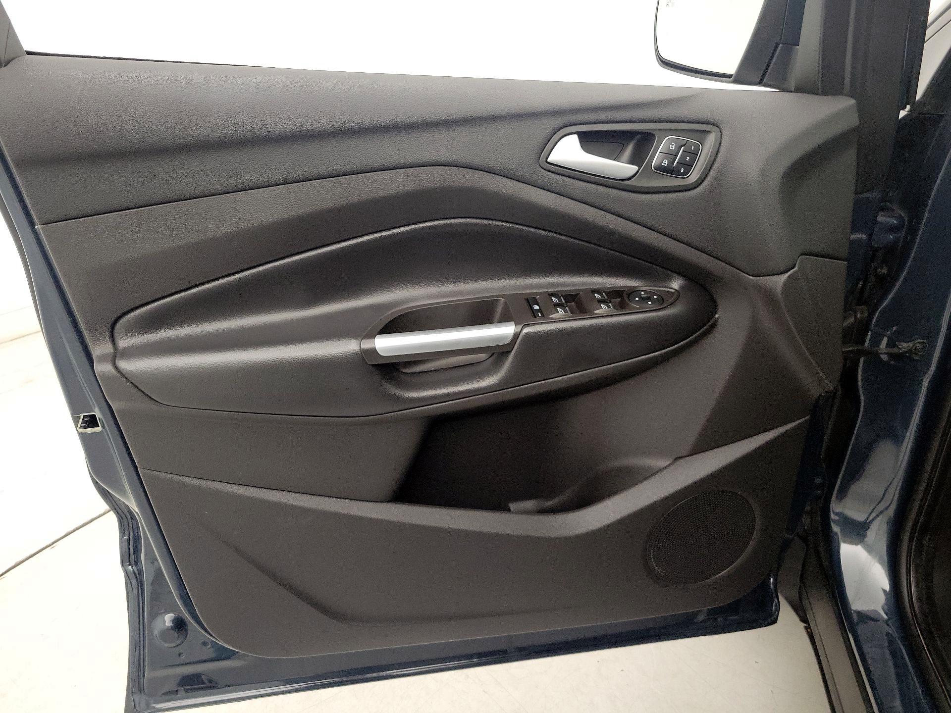 Thumbnail: 2019 Ford Escape - 12