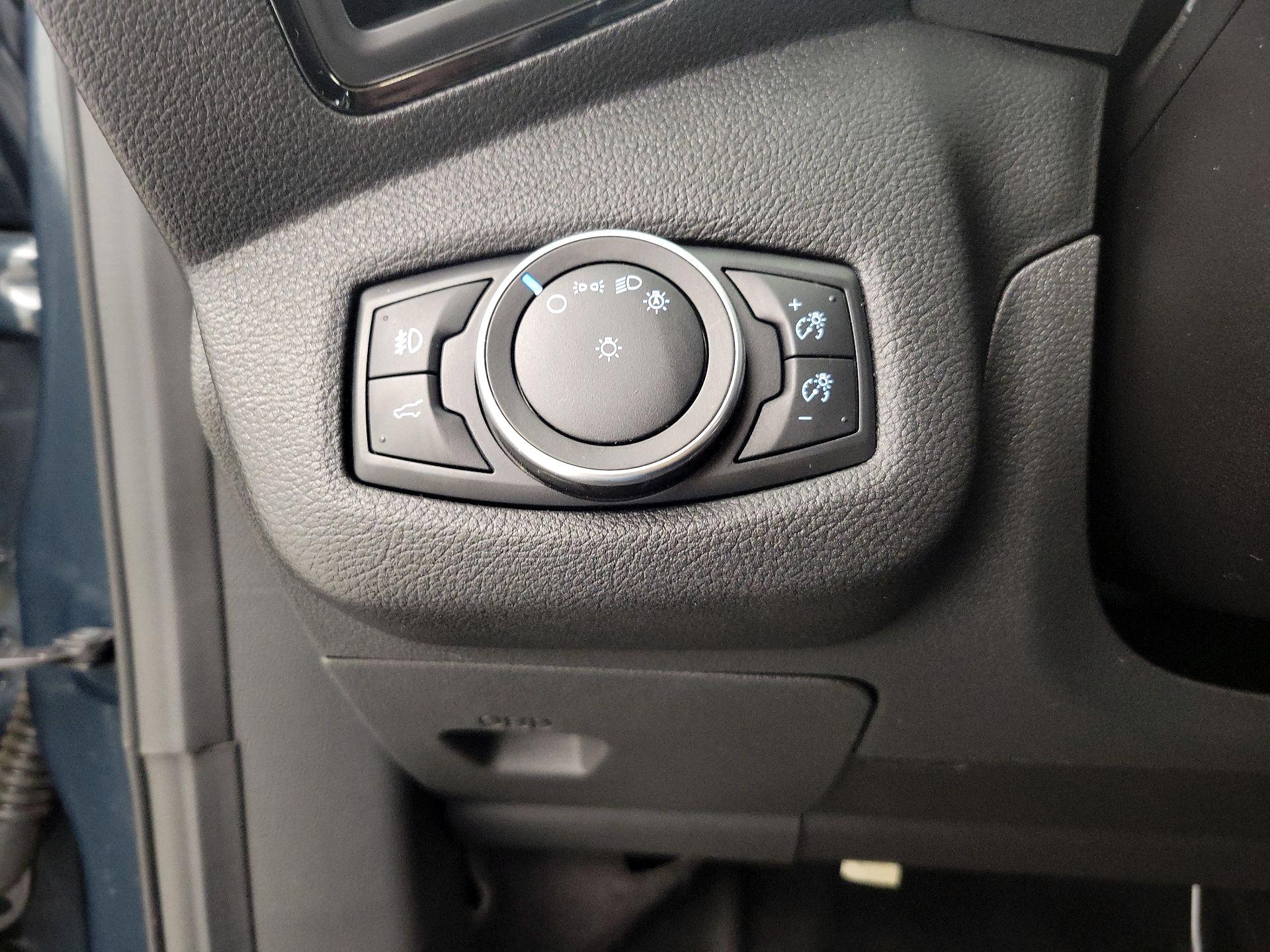 Thumbnail: 2019 Ford Escape - 13