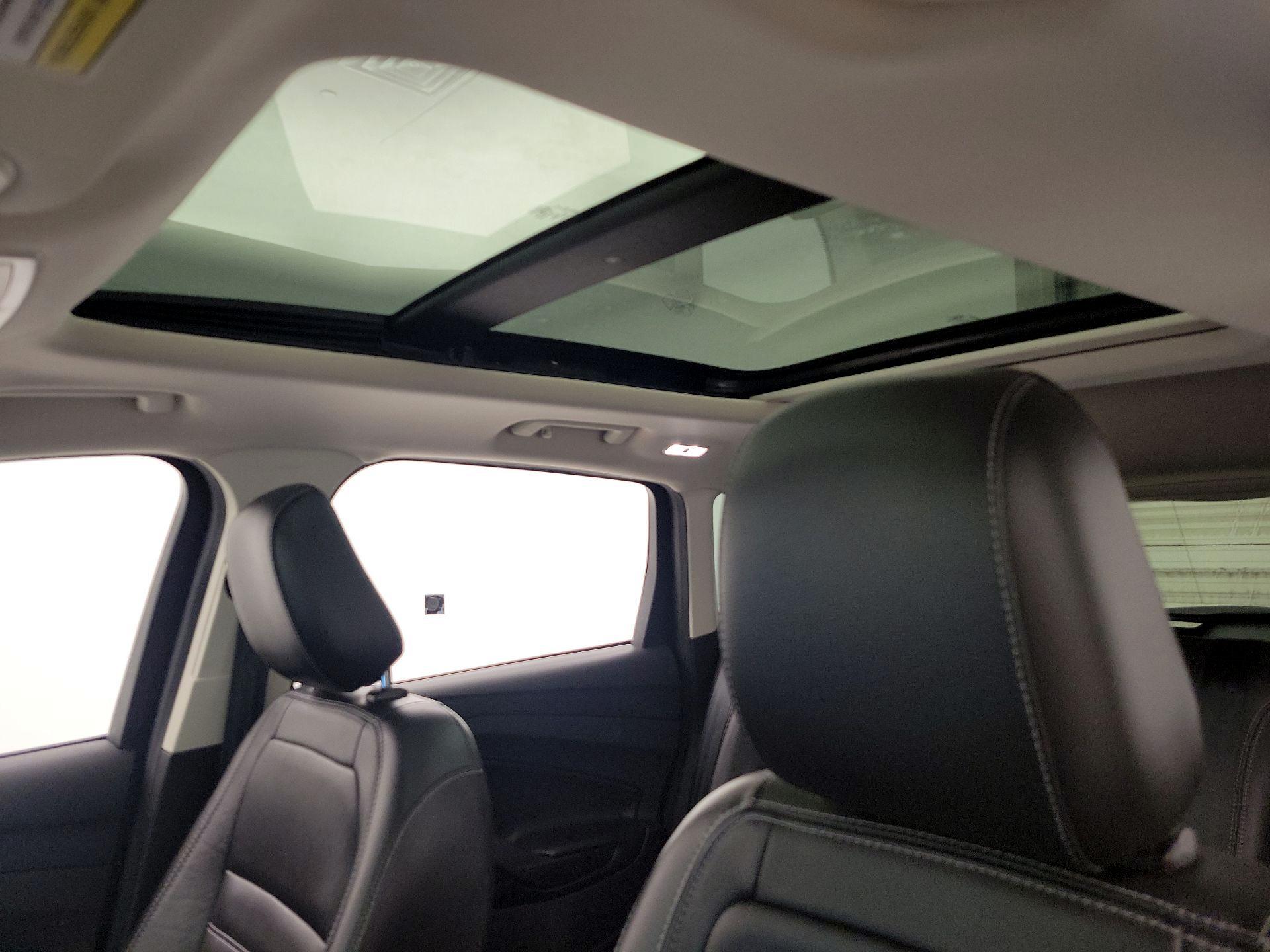 Thumbnail: 2019 Ford Escape - 20
