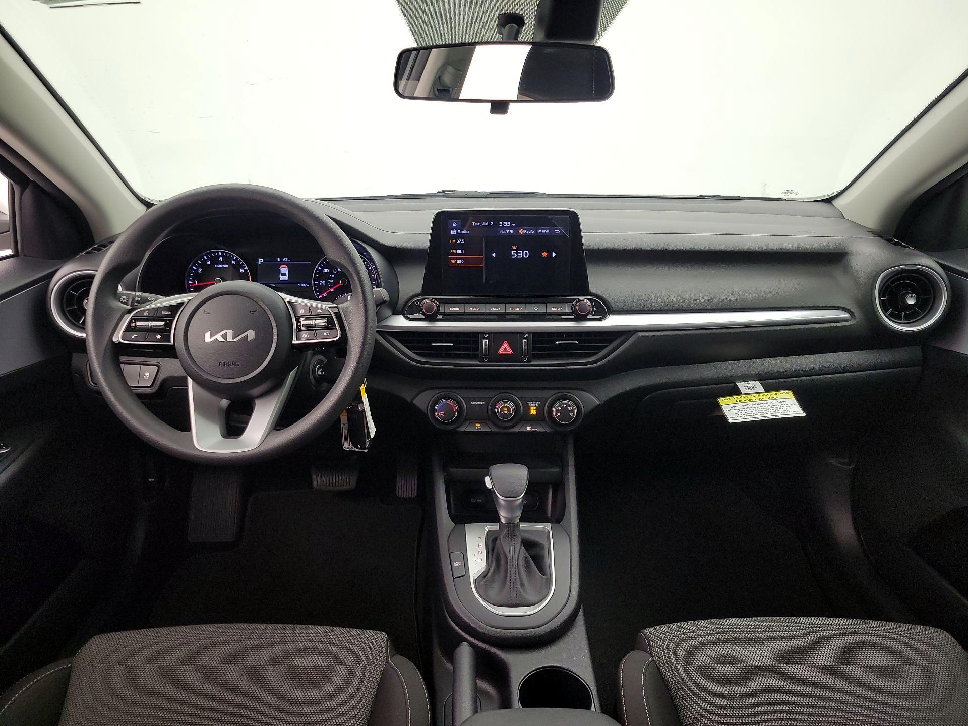 Thumbnail: 2024 Kia Forte - 9