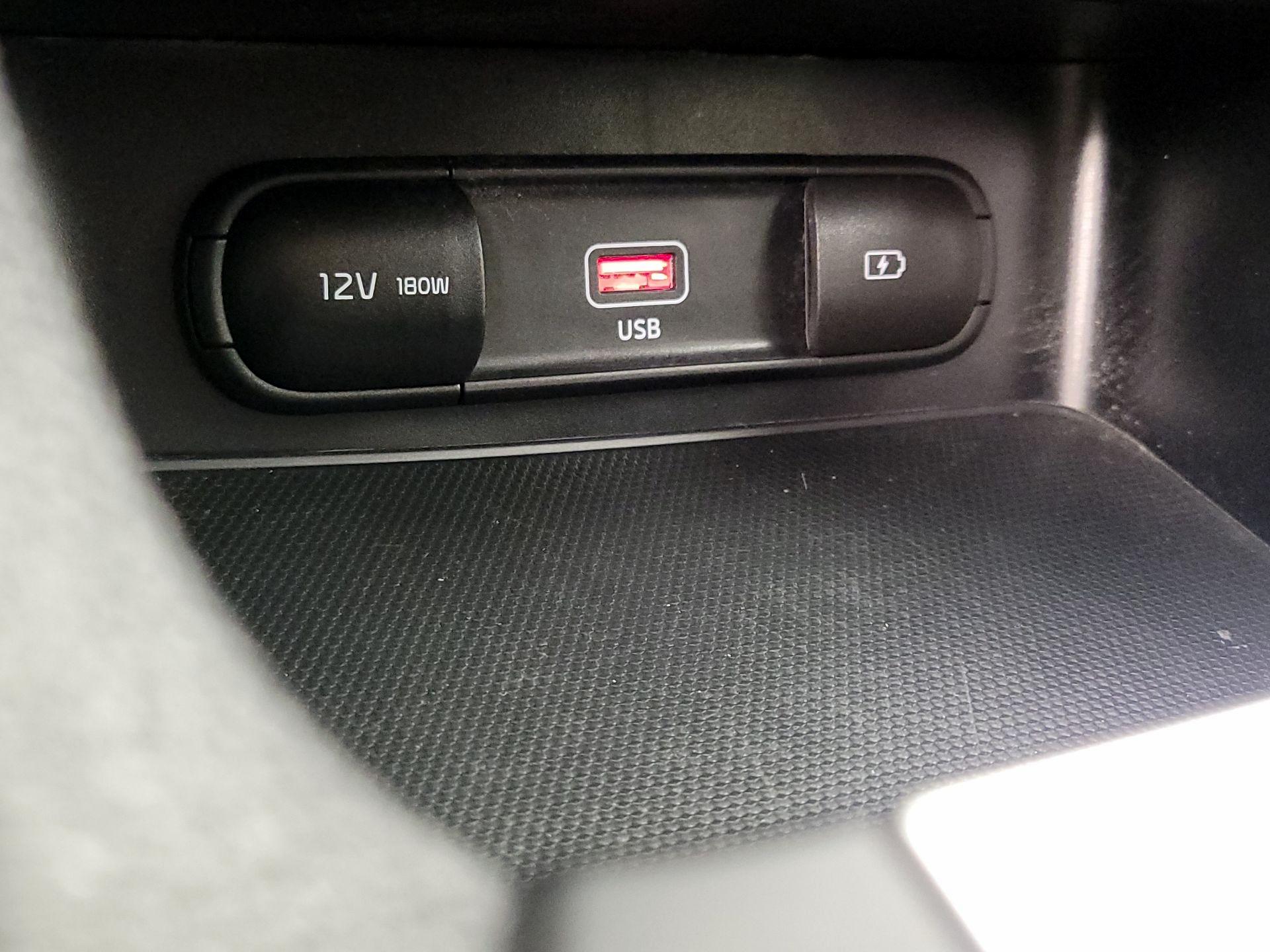 Thumbnail: 2024 Kia Forte - 18