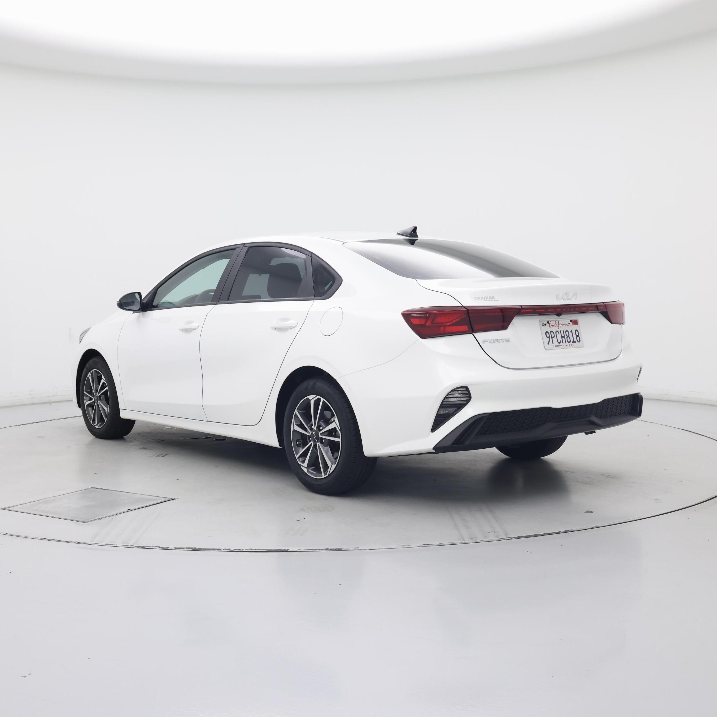 Thumbnail: 2024 Kia Forte - 2