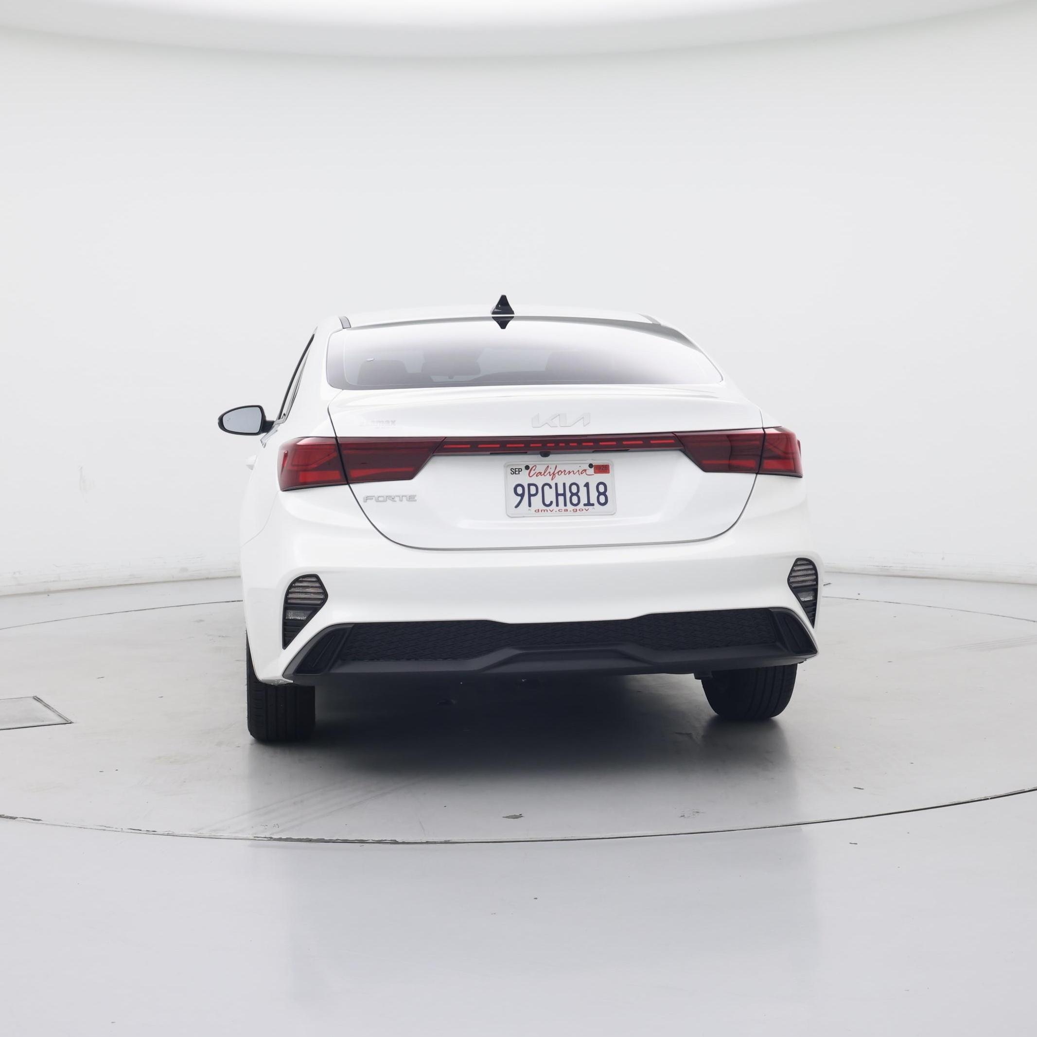 Thumbnail: 2024 Kia Forte - 6
