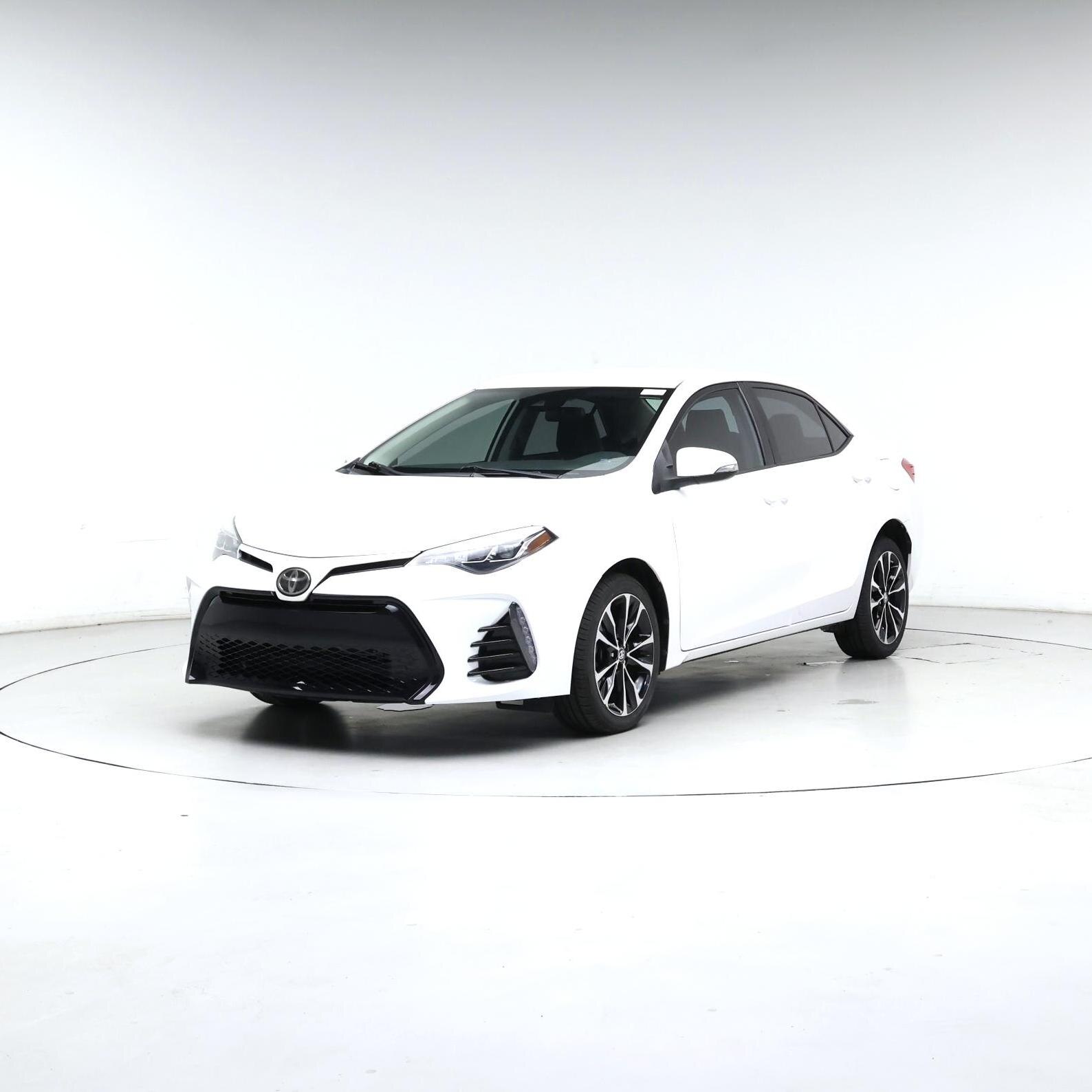 Thumbnail: 2018 Toyota Corolla - 4