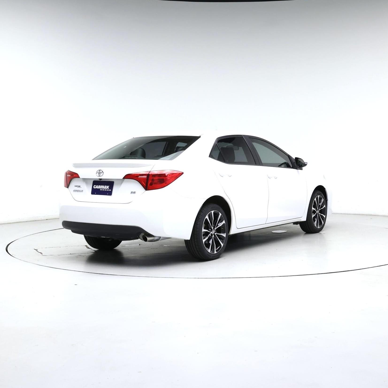 Thumbnail: 2018 Toyota Corolla - 8