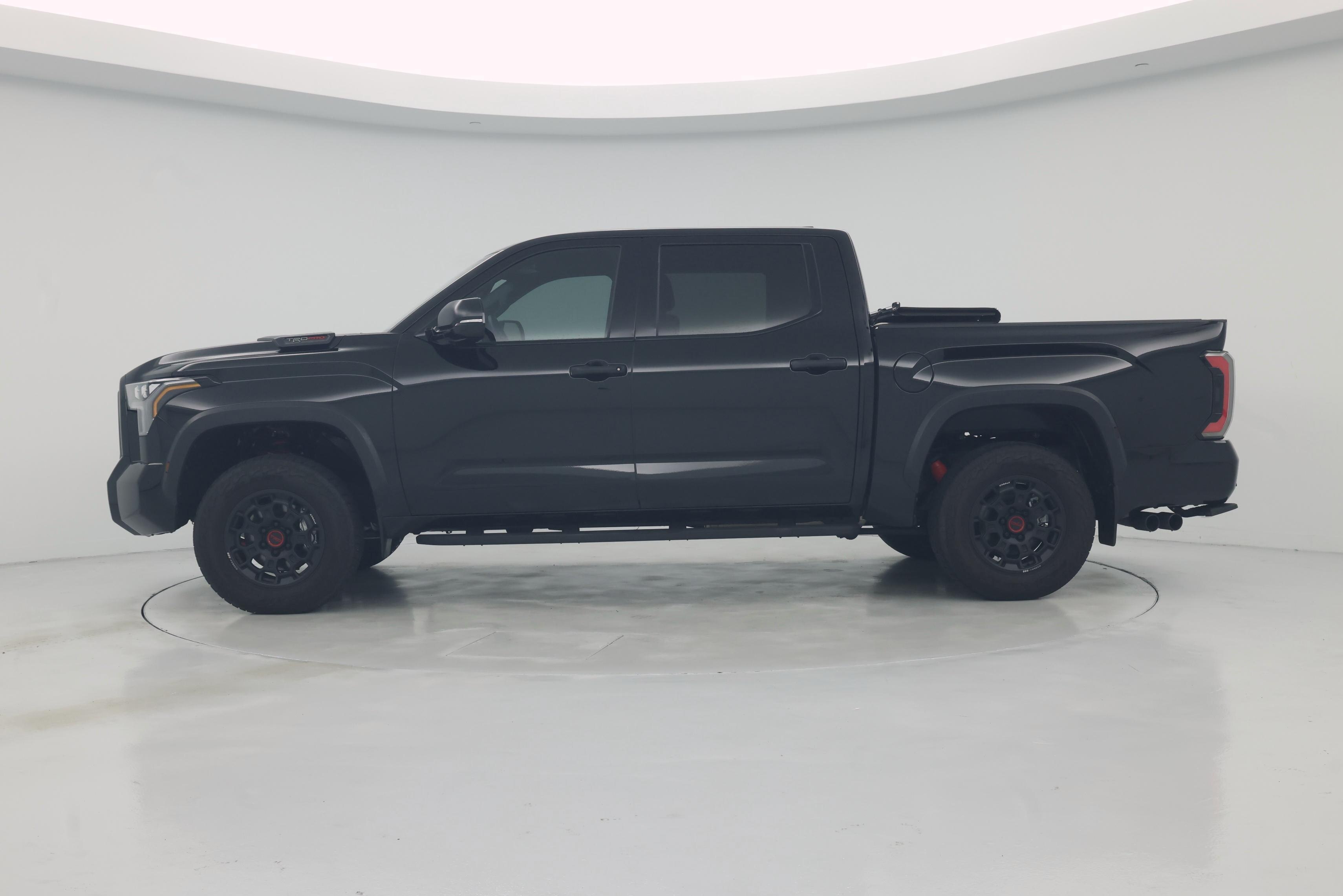 Thumbnail: 2025 Toyota Tundra - 3
